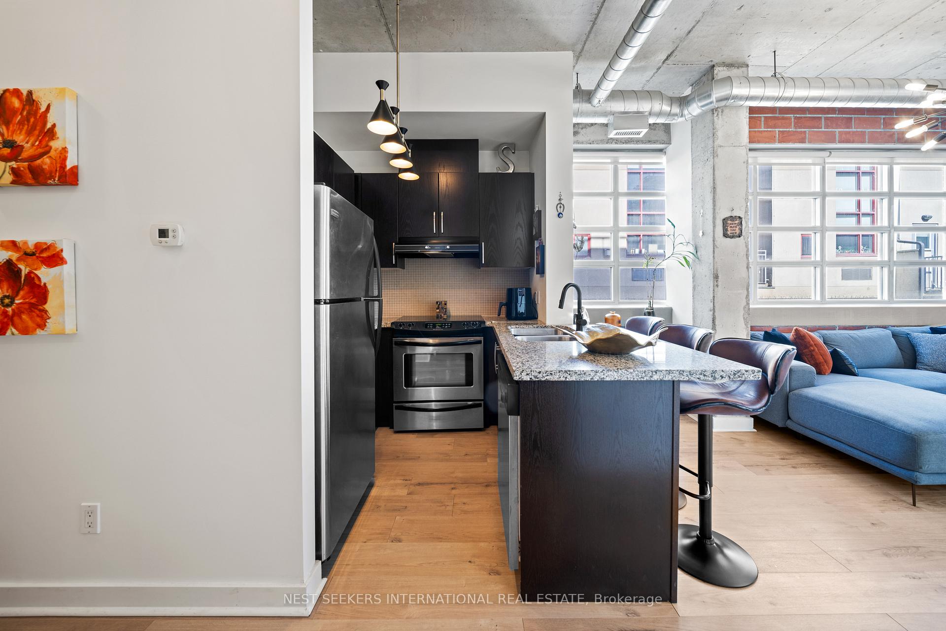 Photo 15 of Unit 302, 10 Wellesley Place, Toronto, North St. James Town — HOMEH