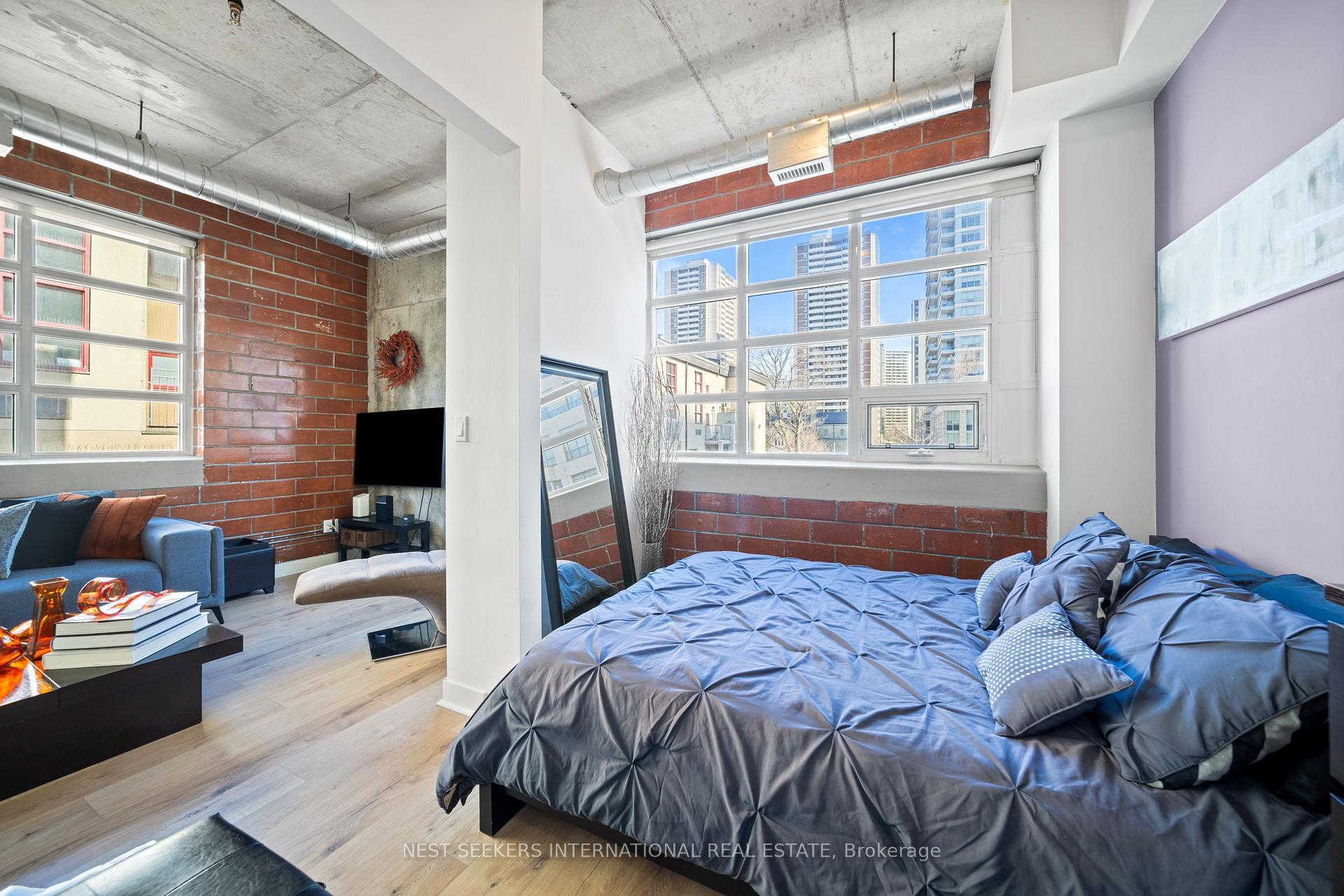 Photo 18 of Unit 302, 10 Wellesley Place, Toronto, North St. James Town — HOMEH