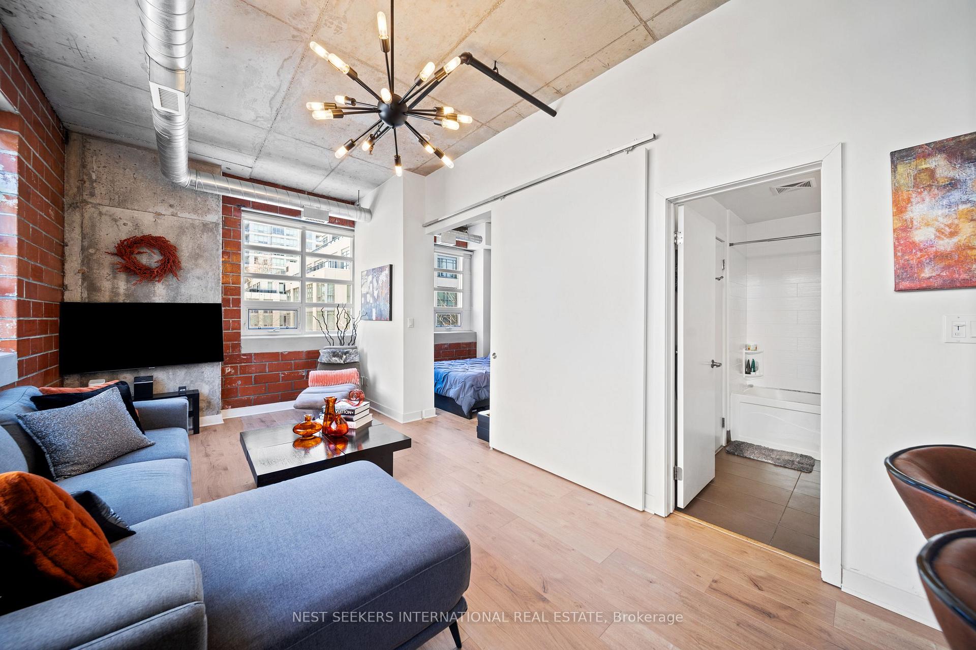 Photo 19 of Unit 302, 10 Wellesley Place, Toronto, North St. James Town — HOMEH