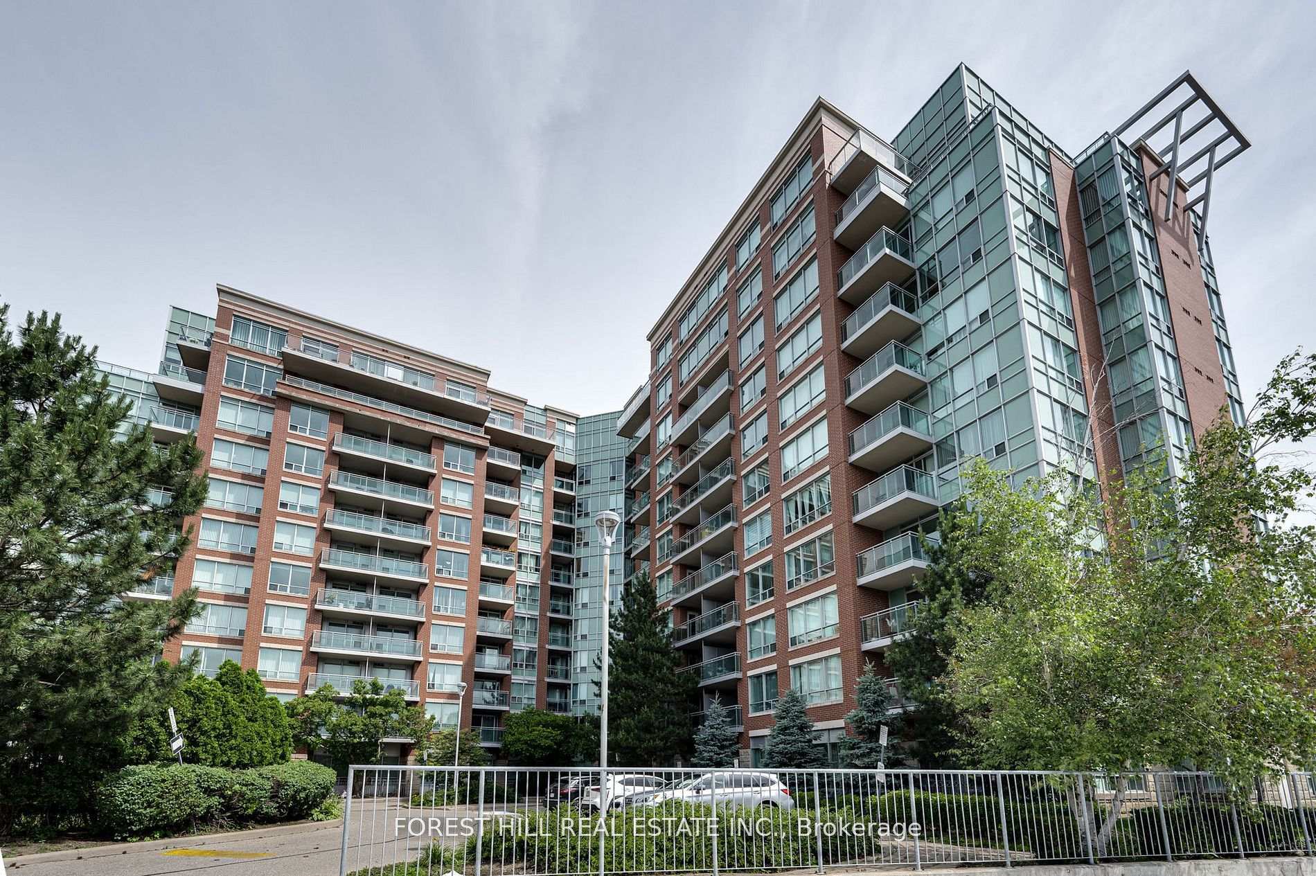 Photo 1 of Unit 807, 62 Suncrest Boulevard, Markham, Commerce Valley — HOMEH