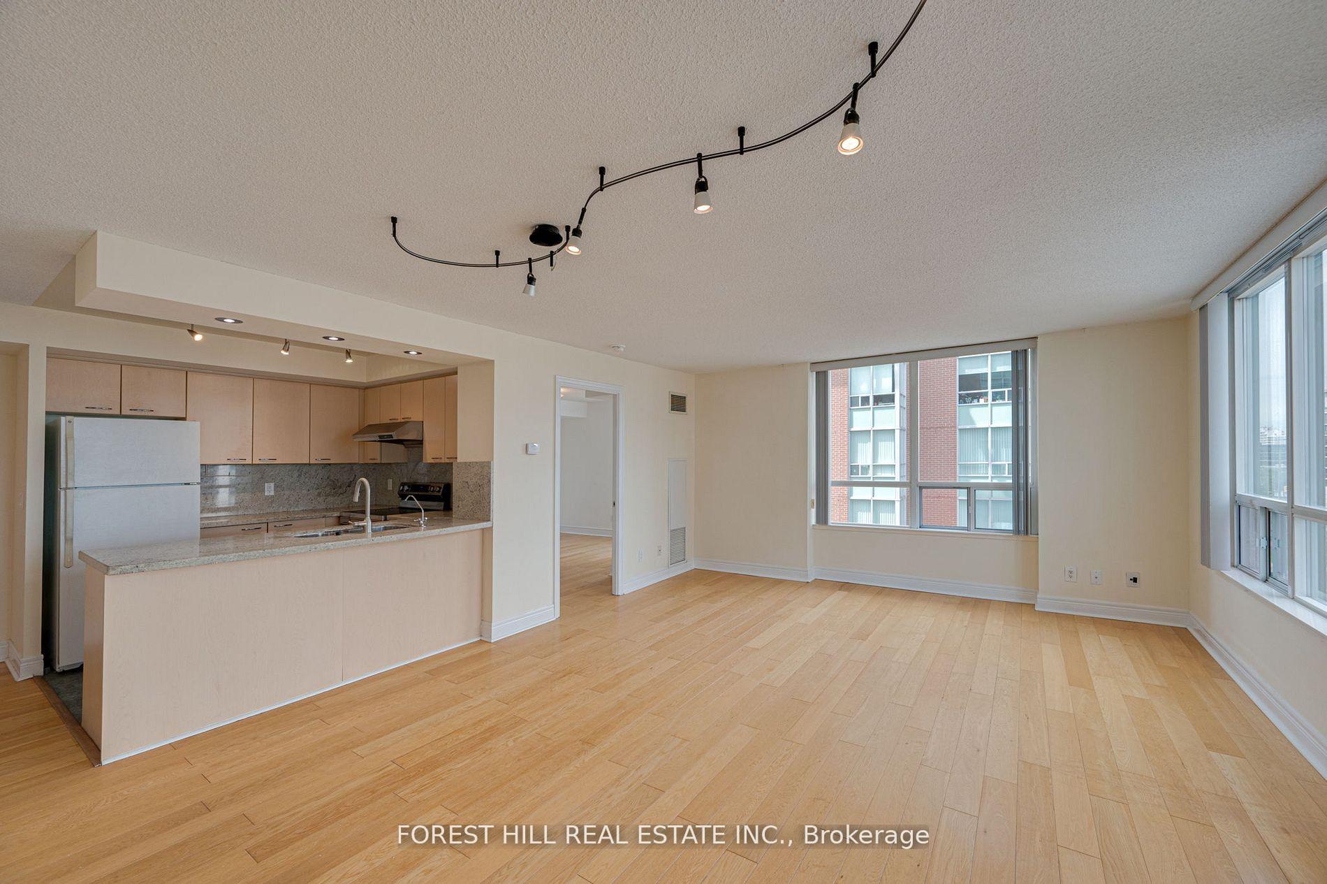 Photo 7 of Unit 807, 62 Suncrest Boulevard, Markham, Commerce Valley — HOMEH