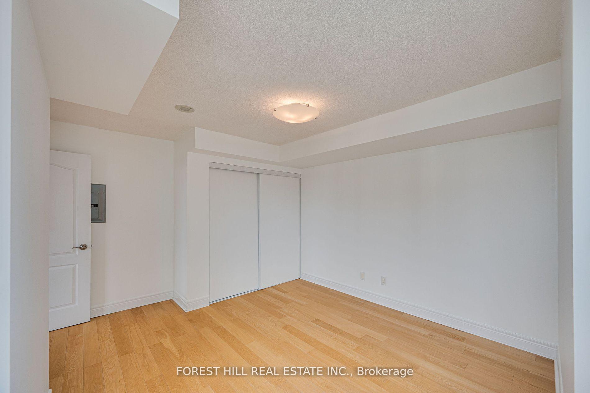 Photo 11 of Unit 807, 62 Suncrest Boulevard, Markham, Commerce Valley — HOMEH