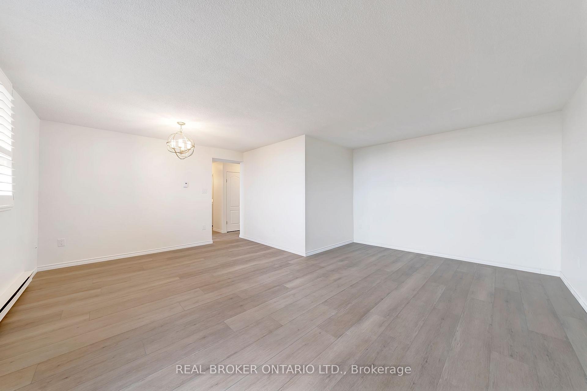 Photo 6 of Unit 705, 700 Dynes Road, Burlington, Roseland — HOMEH