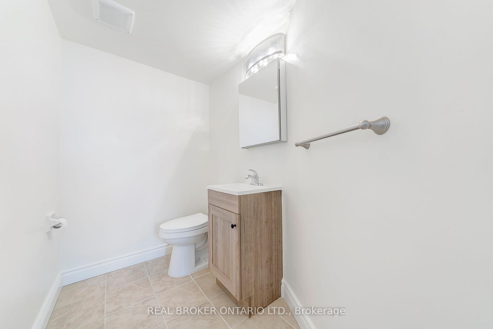 Photo 21 of Unit 705, 700 Dynes Road, Burlington, Roseland — HOMEH