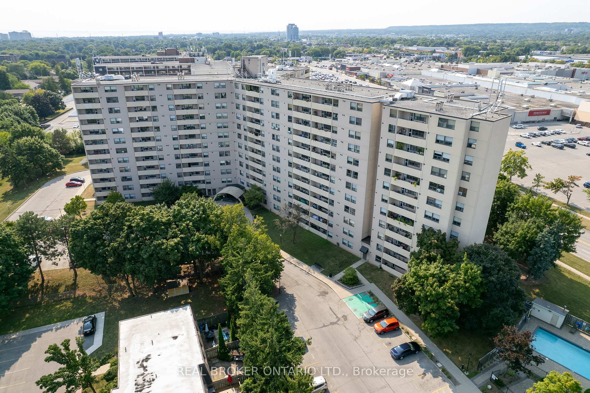 Photo 25 of Unit 705, 700 Dynes Road, Burlington, Roseland — HOMEH