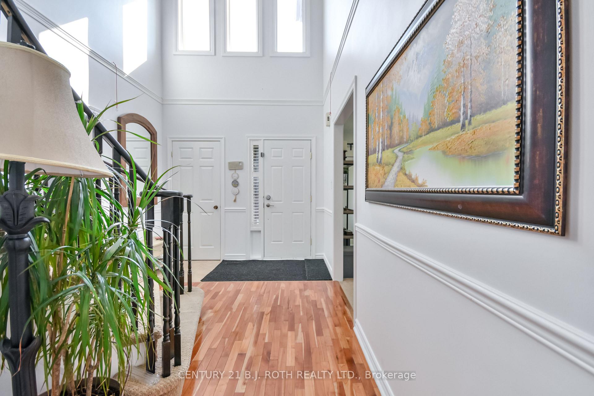 Photo 5 of 466 St Vincent Street, Barrie, Cundles East — HOMEH