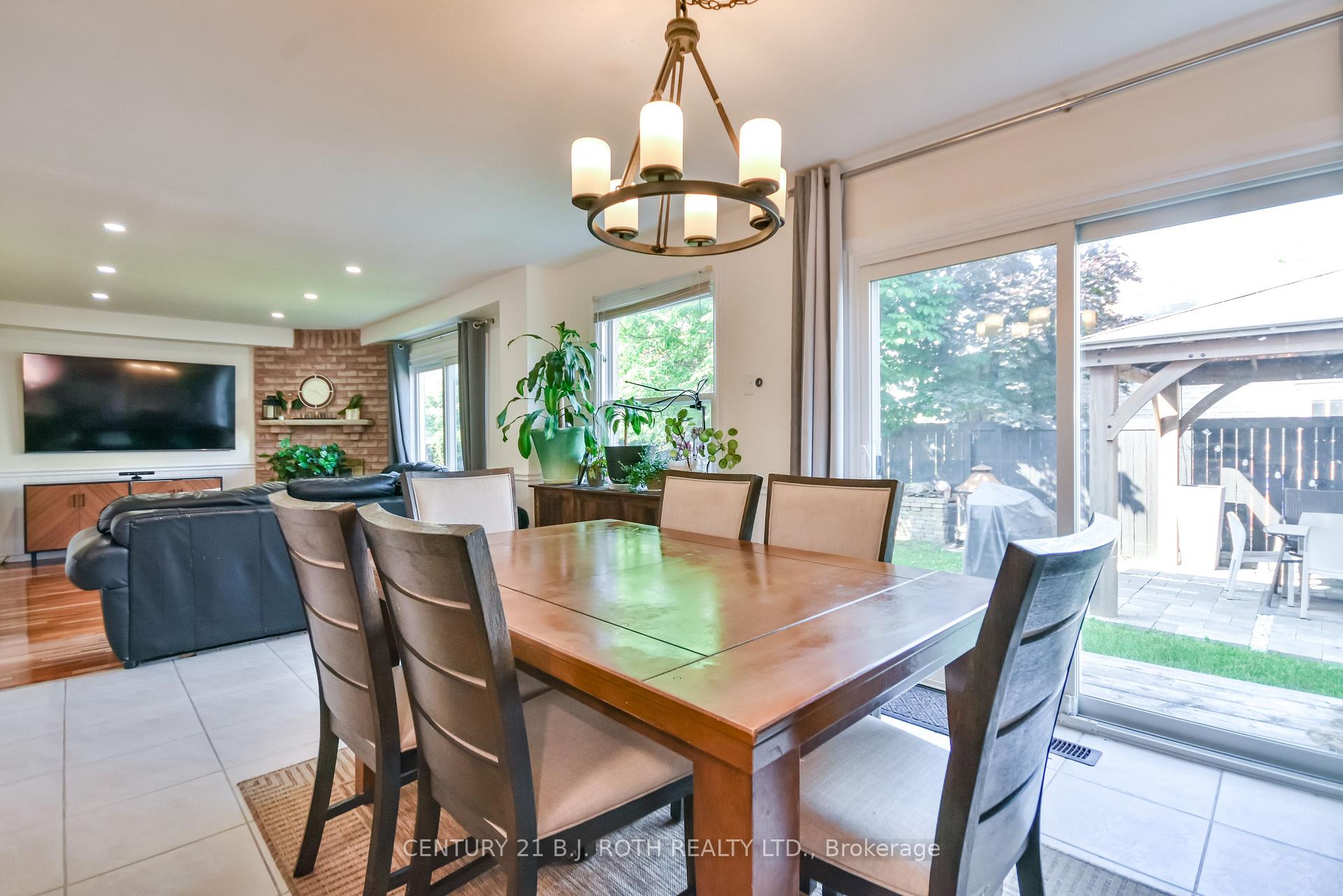 Photo 11 of 466 St Vincent Street, Barrie, Cundles East — HOMEH