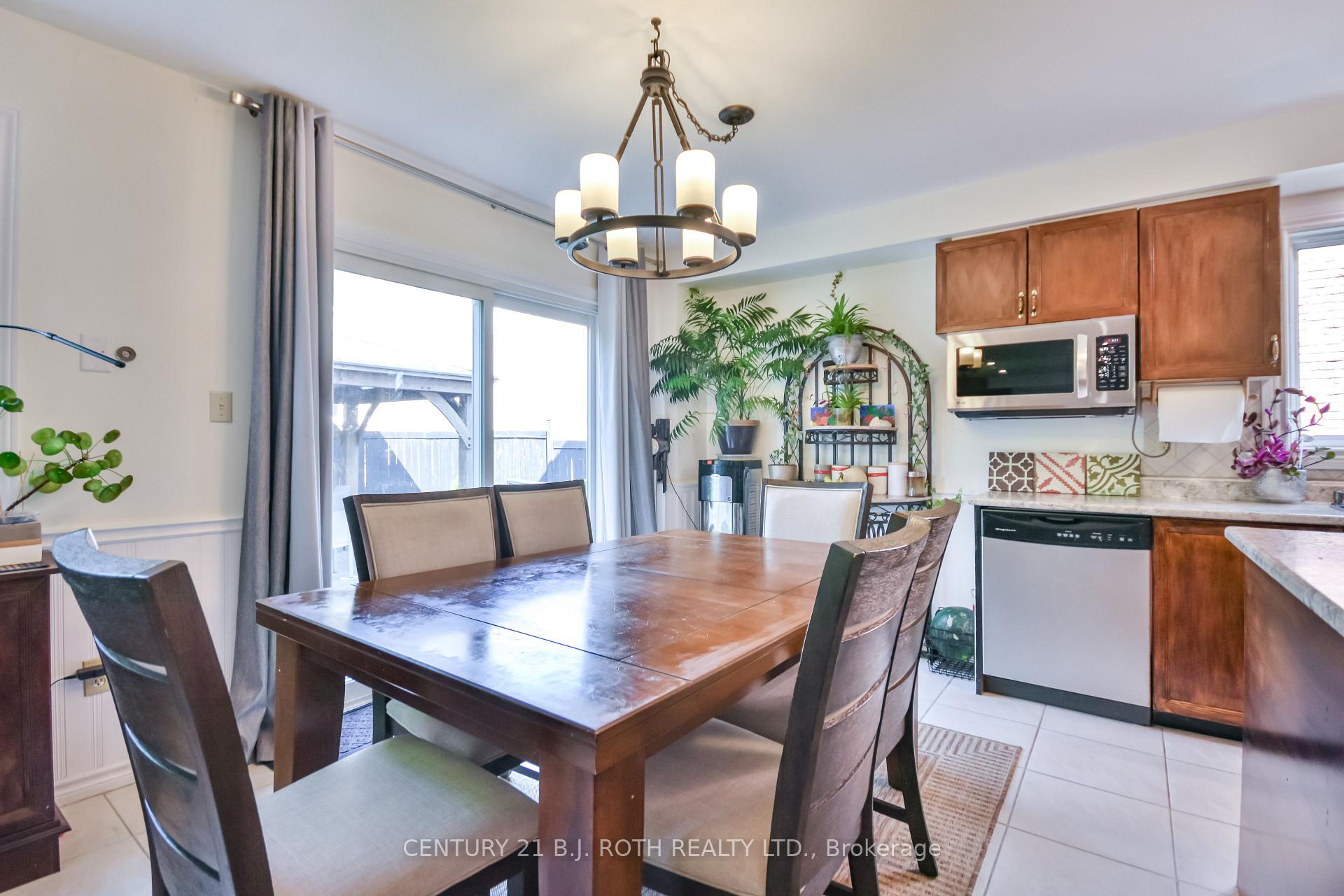 Photo 12 of 466 St Vincent Street, Barrie, Cundles East — HOMEH