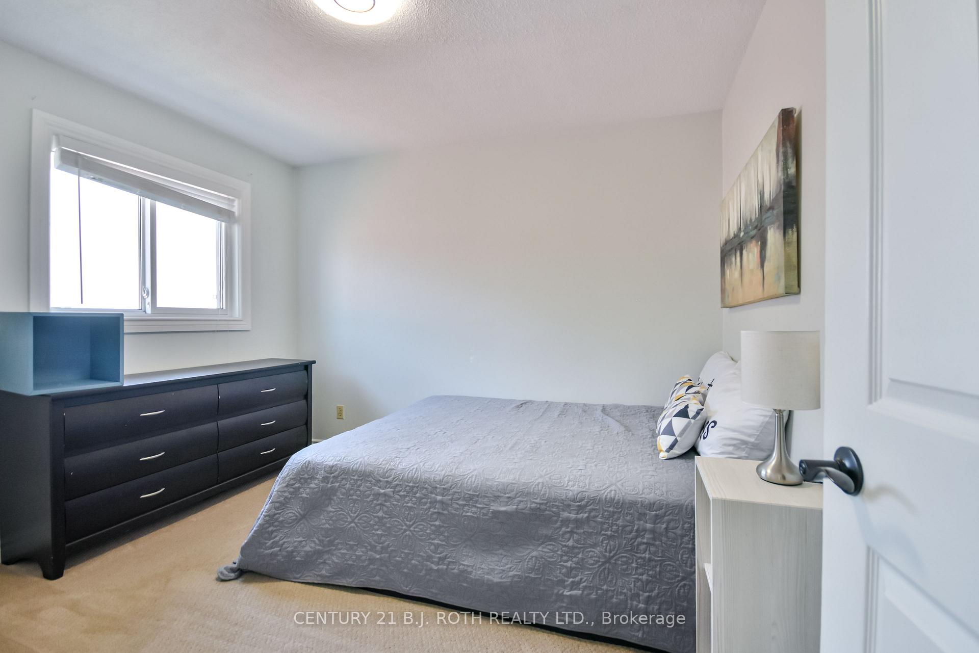 Photo 23 of 466 St Vincent Street, Barrie, Cundles East — HOMEH