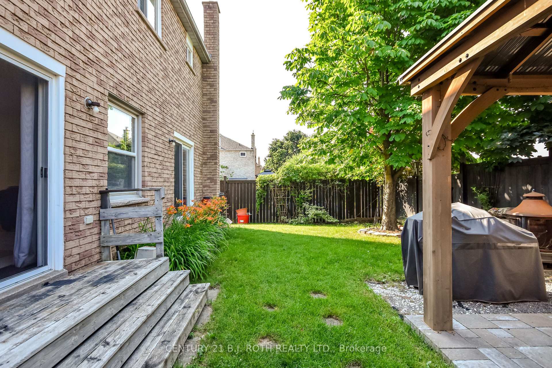 Photo 30 of 466 St Vincent Street, Barrie, Cundles East — HOMEH