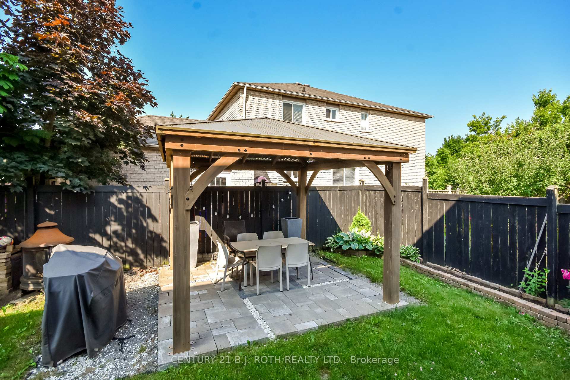 Photo 32 of 466 St Vincent Street, Barrie, Cundles East — HOMEH