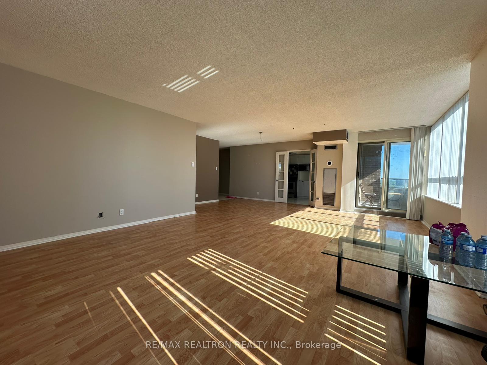 Photo 6 of Unit 2301, 195 Wynford Drive, Toronto, Flemingdon Park — HOMEH