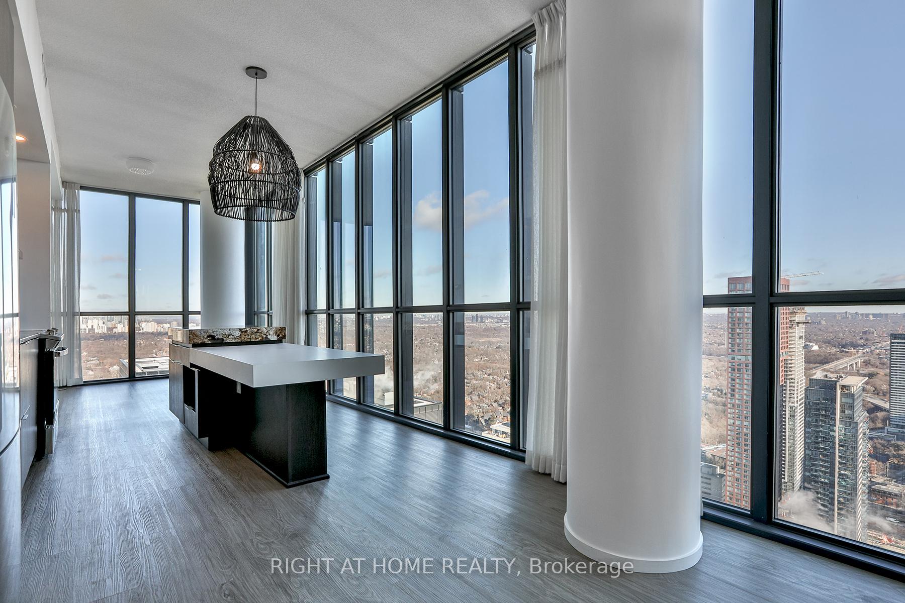 Photo 2 of Unit 4810, 101 Charles Street E, Toronto, Church-Yonge Corridor — HOMEH