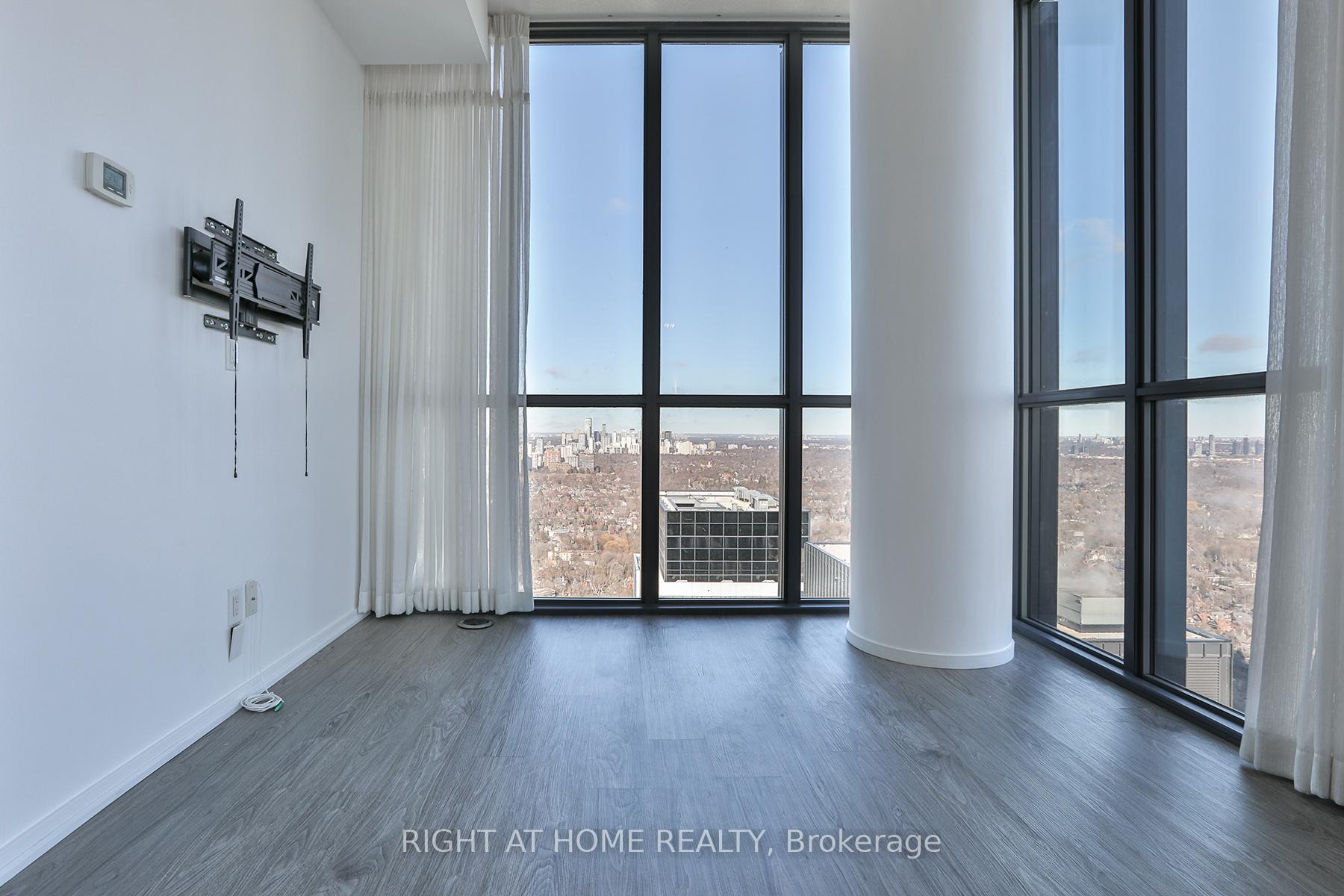 Photo 11 of Unit 4810, 101 Charles Street E, Toronto, Church-Yonge Corridor — HOMEH