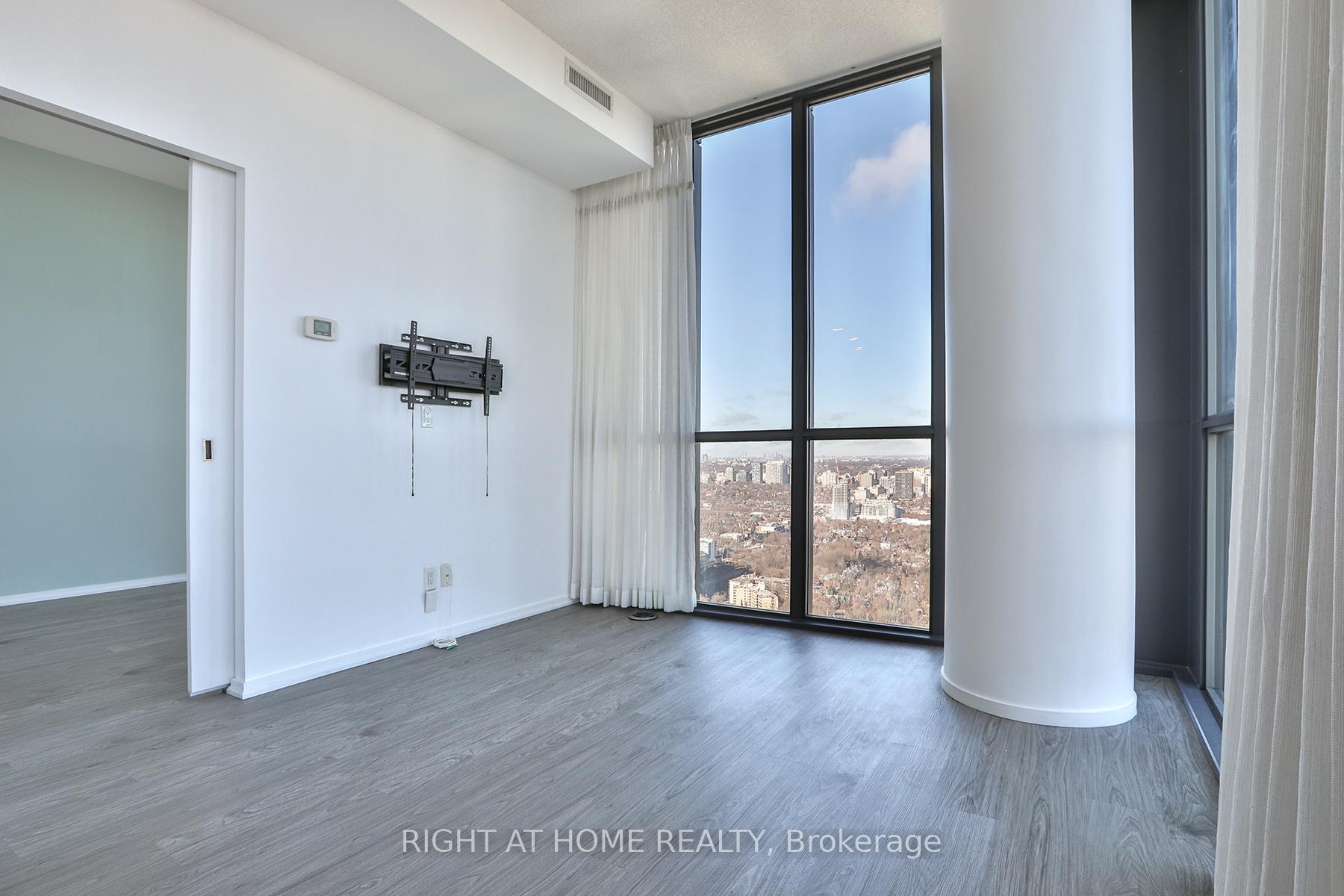 Photo 12 of Unit 4810, 101 Charles Street E, Toronto, Church-Yonge Corridor — HOMEH