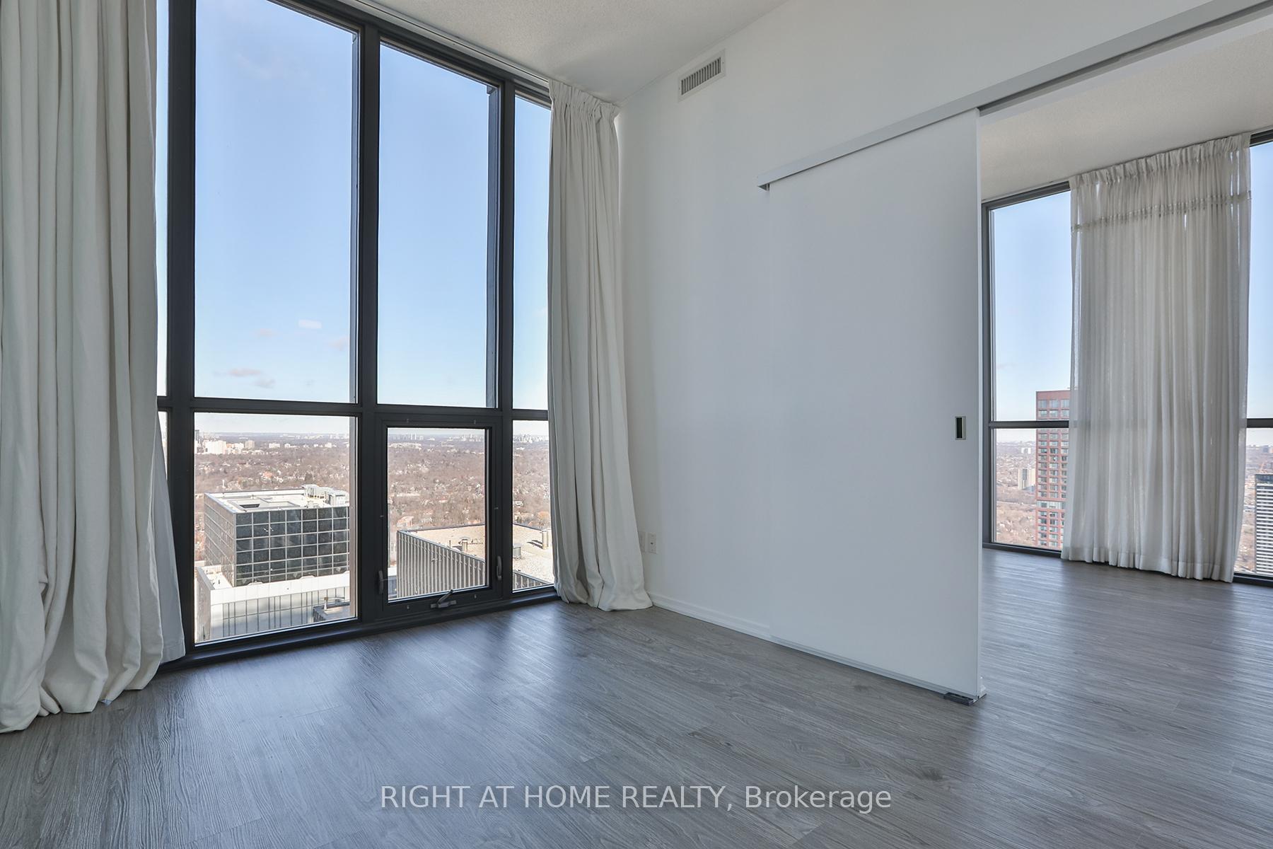 Photo 13 of Unit 4810, 101 Charles Street E, Toronto, Church-Yonge Corridor — HOMEH