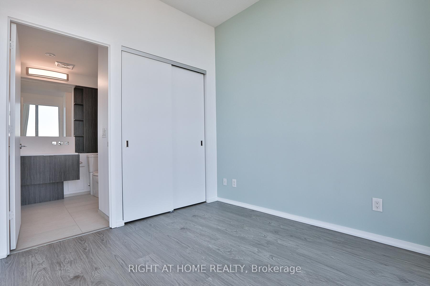 Photo 15 of Unit 4810, 101 Charles Street E, Toronto, Church-Yonge Corridor — HOMEH