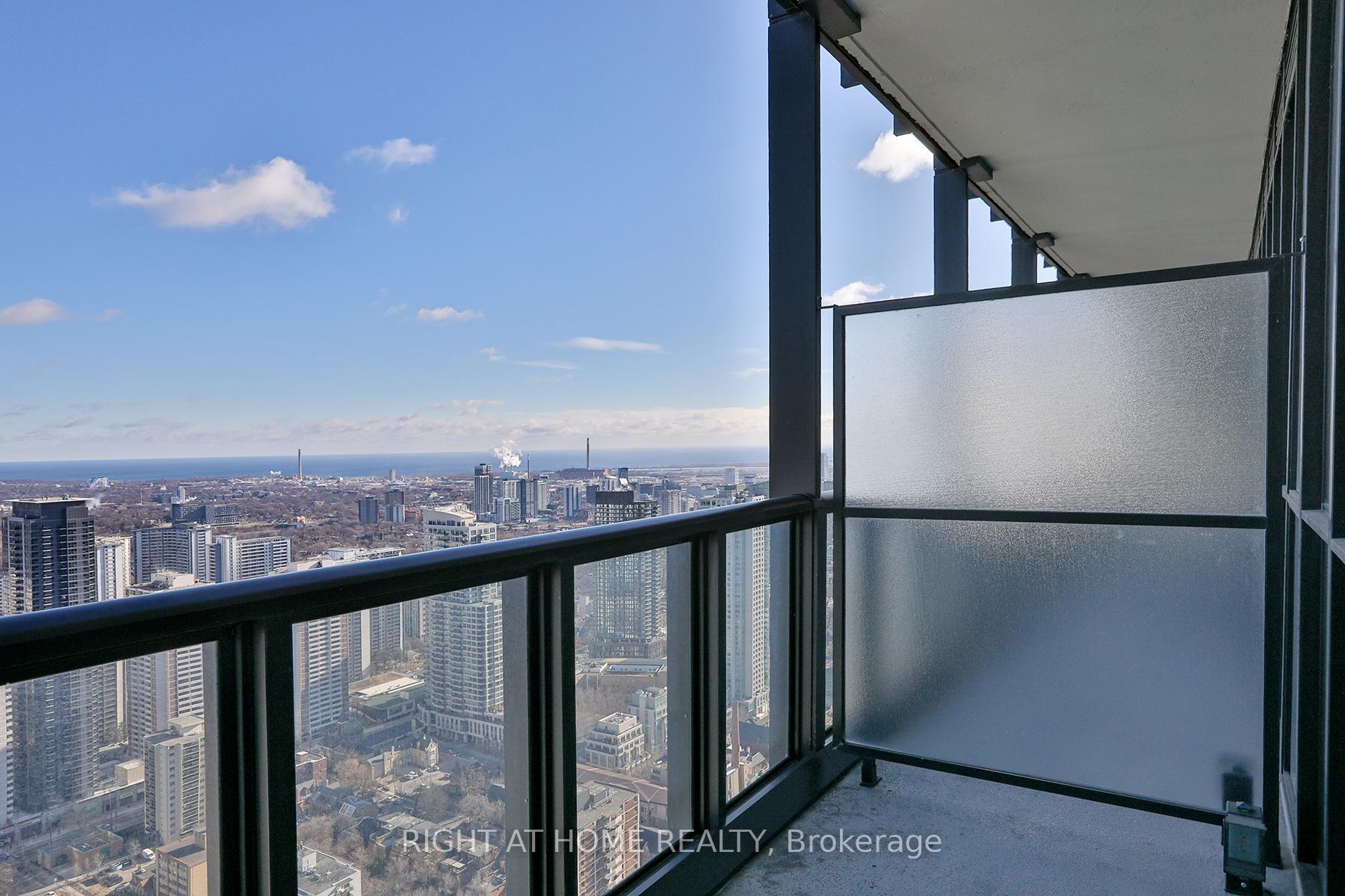 Photo 18 of Unit 4810, 101 Charles Street E, Toronto, Church-Yonge Corridor — HOMEH