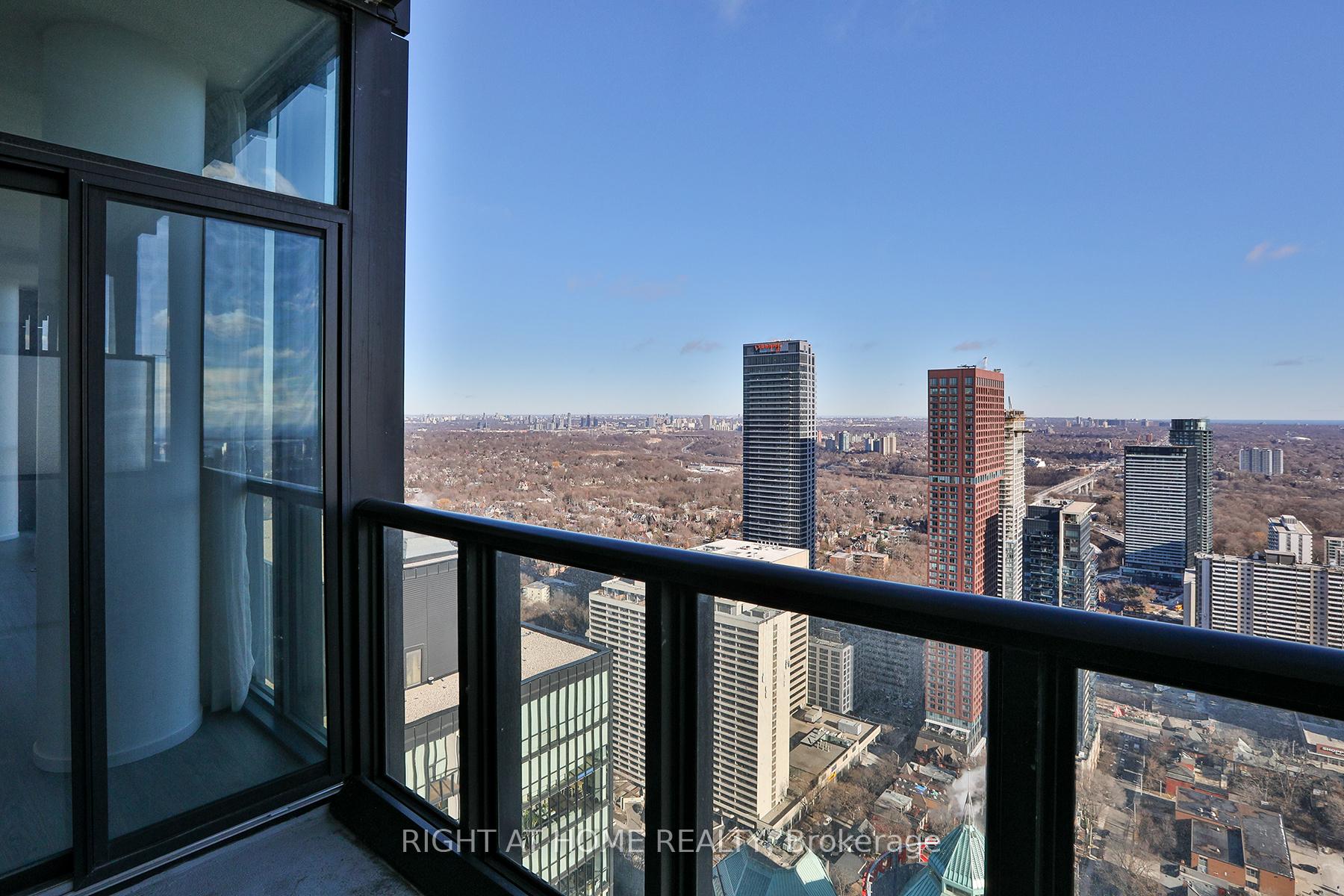 Photo 19 of Unit 4810, 101 Charles Street E, Toronto, Church-Yonge Corridor — HOMEH