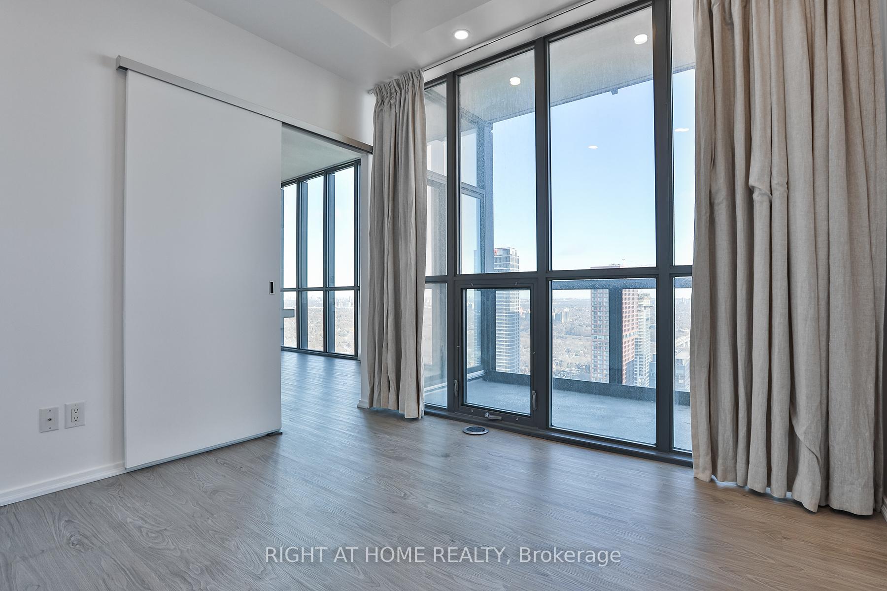 Photo 20 of Unit 4810, 101 Charles Street E, Toronto, Church-Yonge Corridor — HOMEH