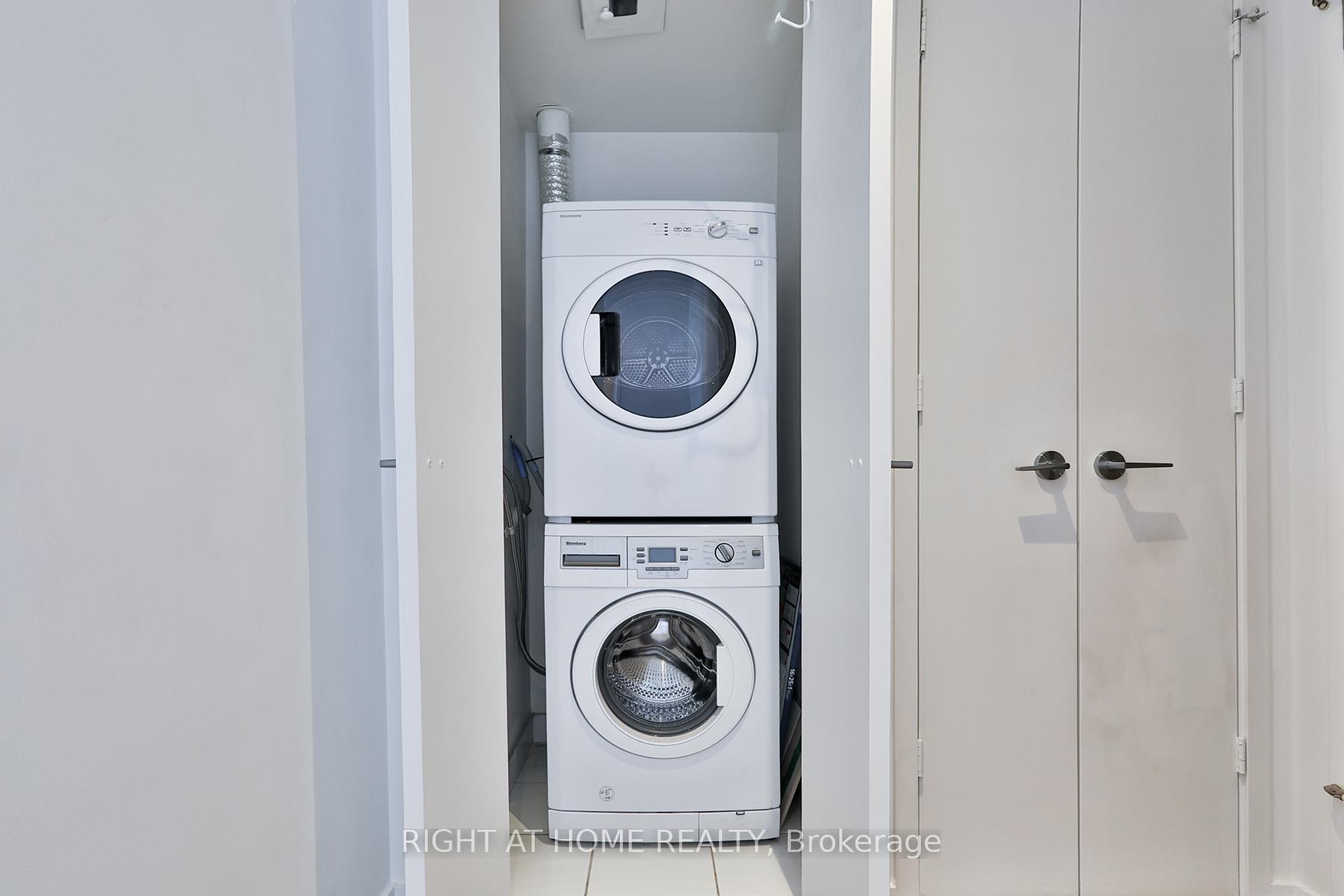 Photo 25 of Unit 4810, 101 Charles Street E, Toronto, Church-Yonge Corridor — HOMEH