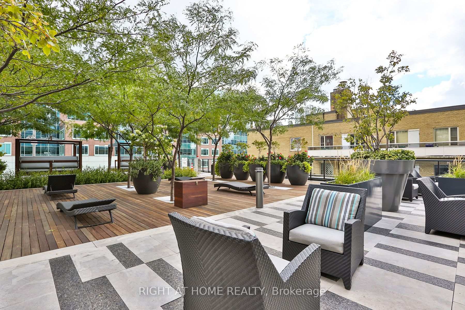 Photo 35 of Unit 4810, 101 Charles Street E, Toronto, Church-Yonge Corridor — HOMEH