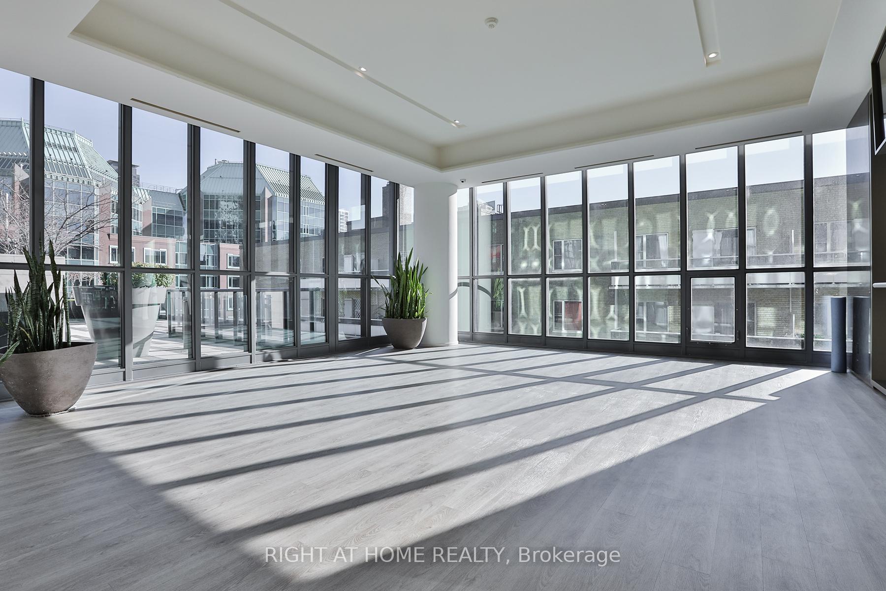 Photo 36 of Unit 4810, 101 Charles Street E, Toronto, Church-Yonge Corridor — HOMEH