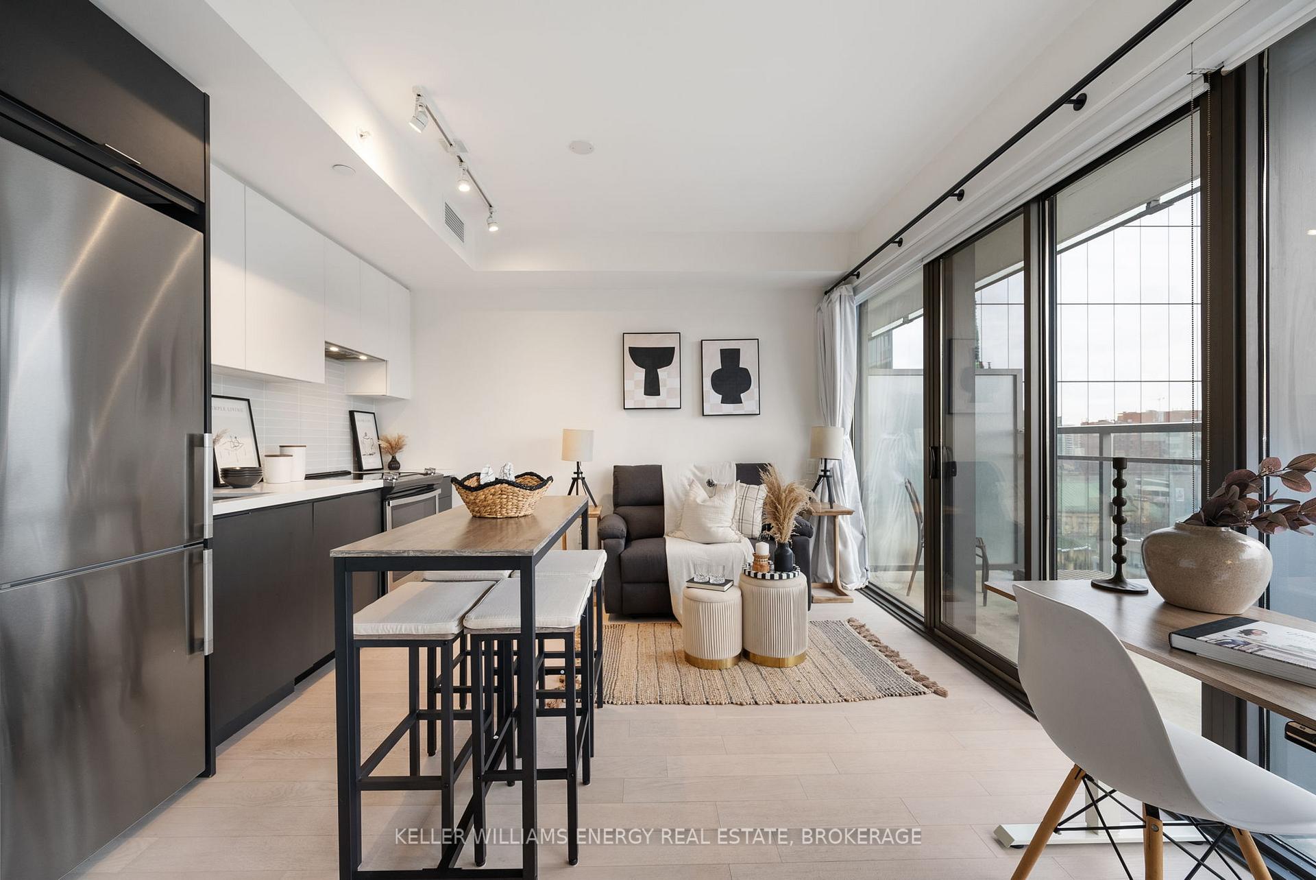Photo 5 of Unit 1201, 60 Colborne Street, Toronto, Church-Yonge Corridor — HOMEH