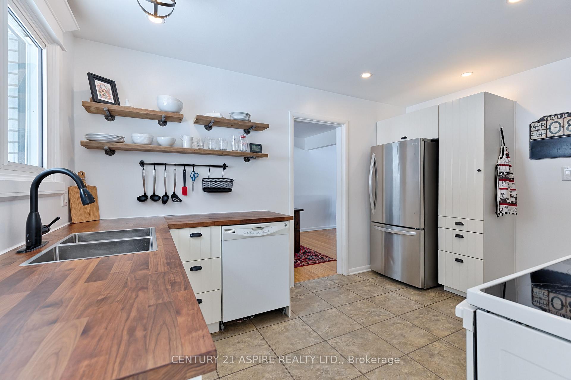 Photo 28 of 236 Thomas Street, Deep River — HOMEH