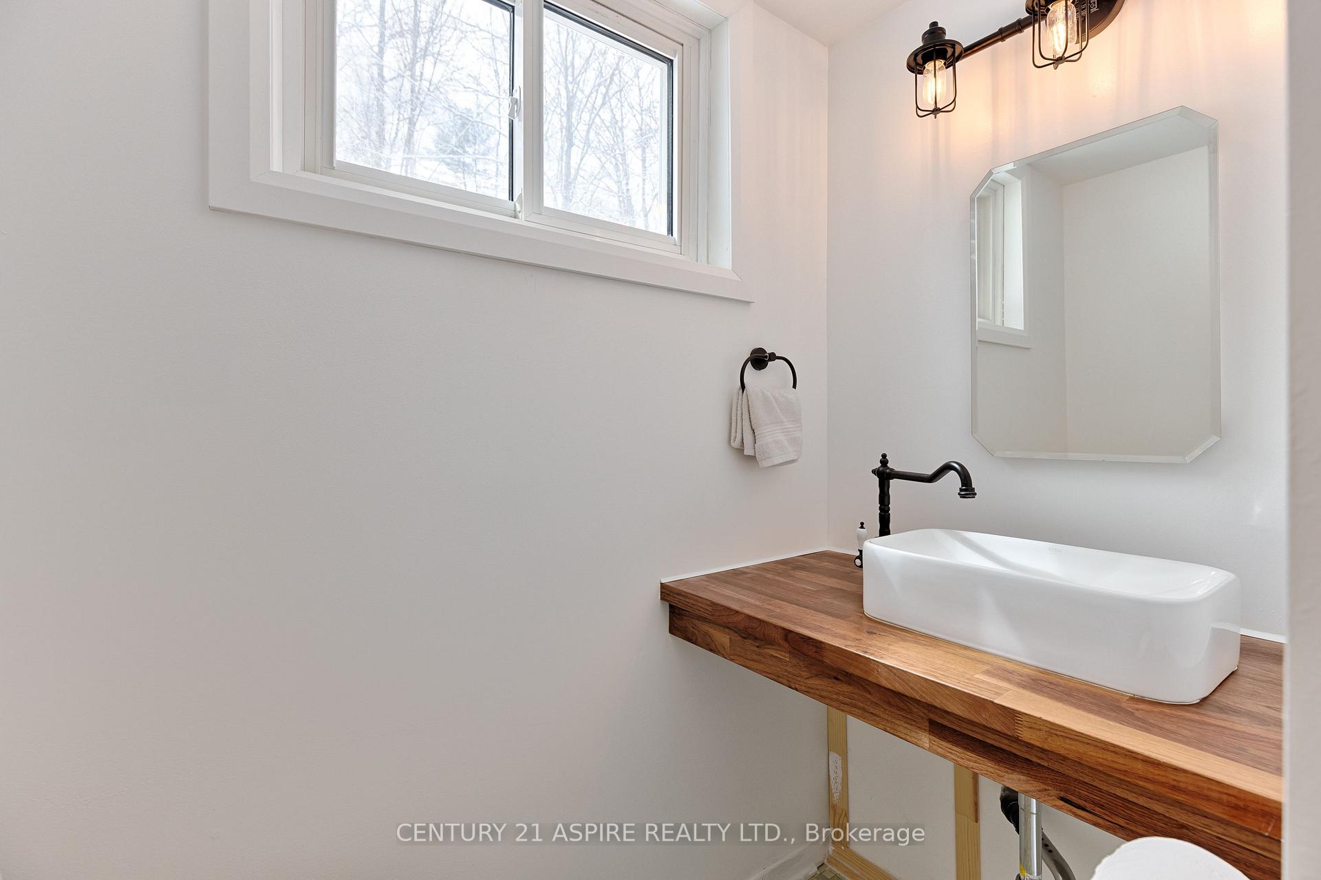 Photo 35 of 236 Thomas Street, Deep River — HOMEH