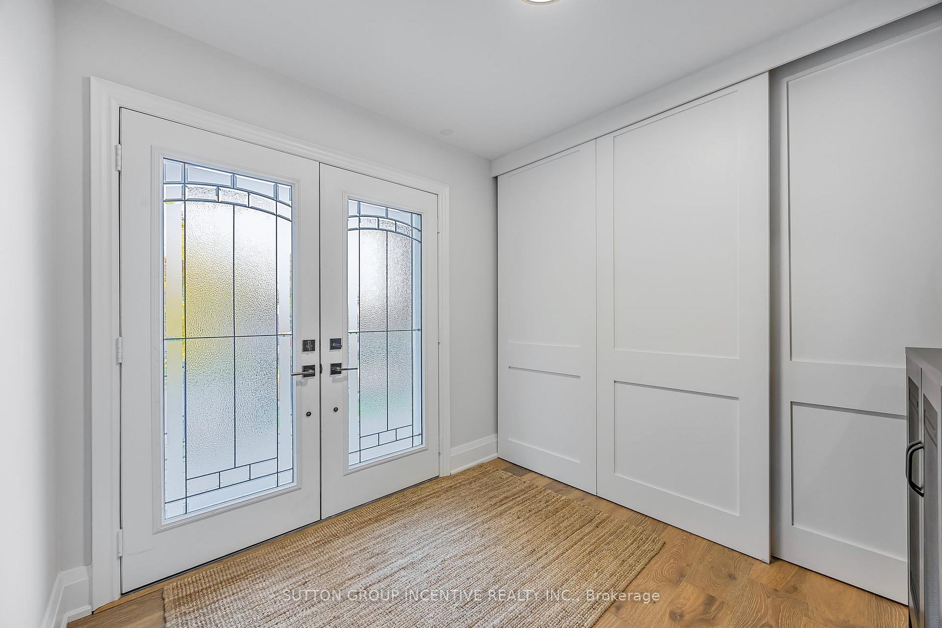 Photo 6 of Unit 8, 19 White Oaks Road, Barrie, Lakeshore — HOMEH