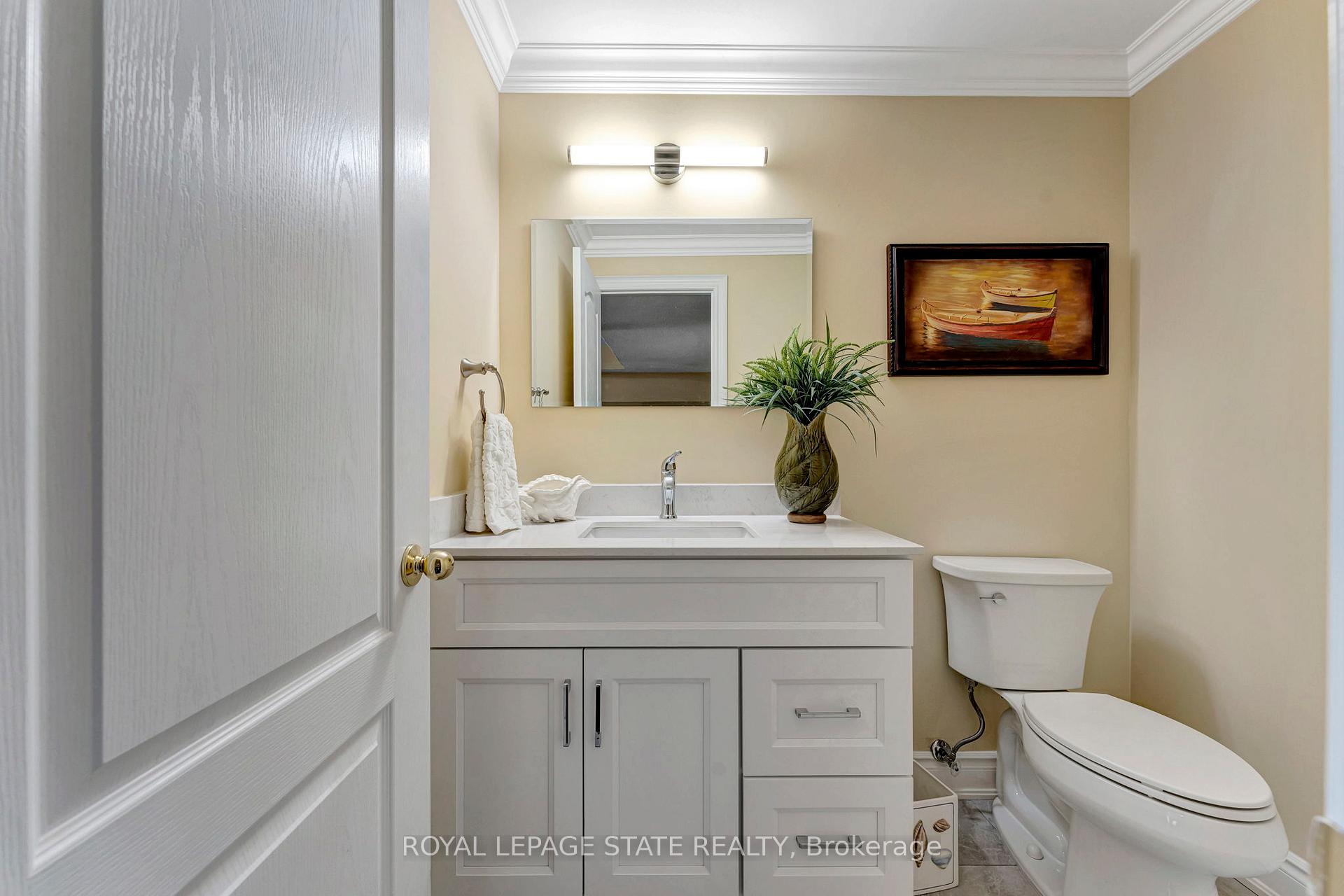 Photo 27 of Unit 10, 31 Sunvale Place, Hamilton, Lakeshore — HOMEH