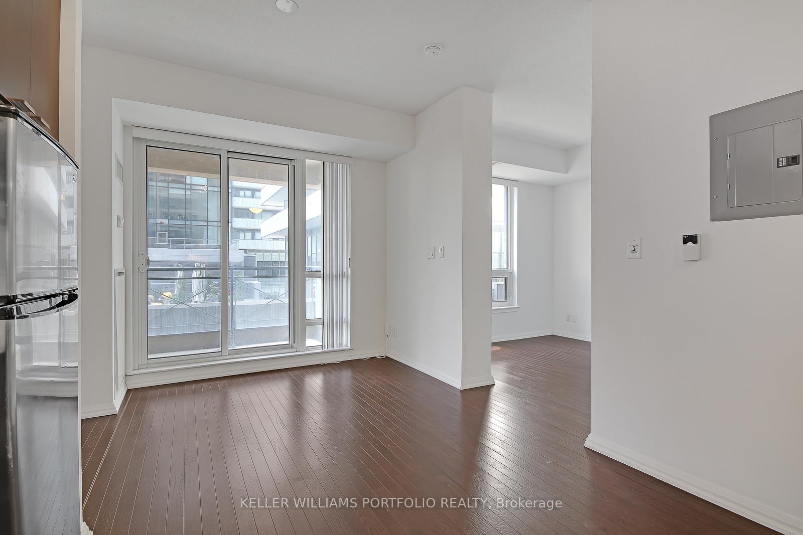 Photo 4 of Unit 413, 35 Hayden Street, Toronto, Church-Yonge Corridor — HOMEH