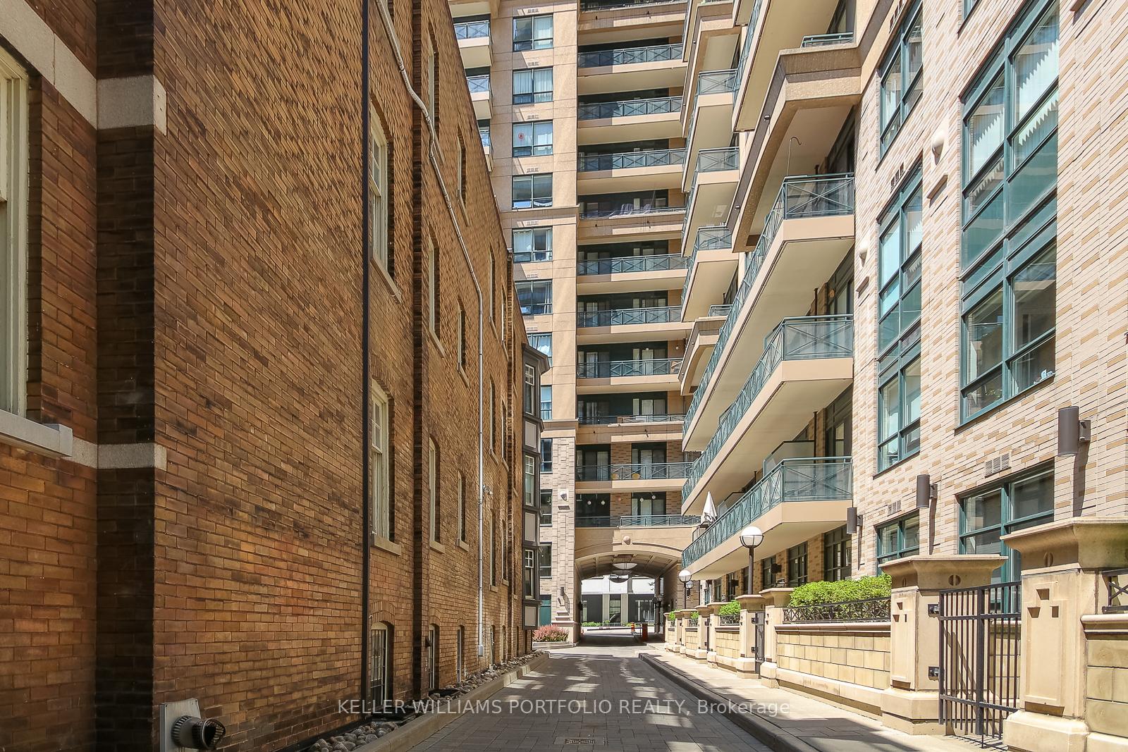 Photo 18 of Unit 413, 35 Hayden Street, Toronto, Church-Yonge Corridor — HOMEH