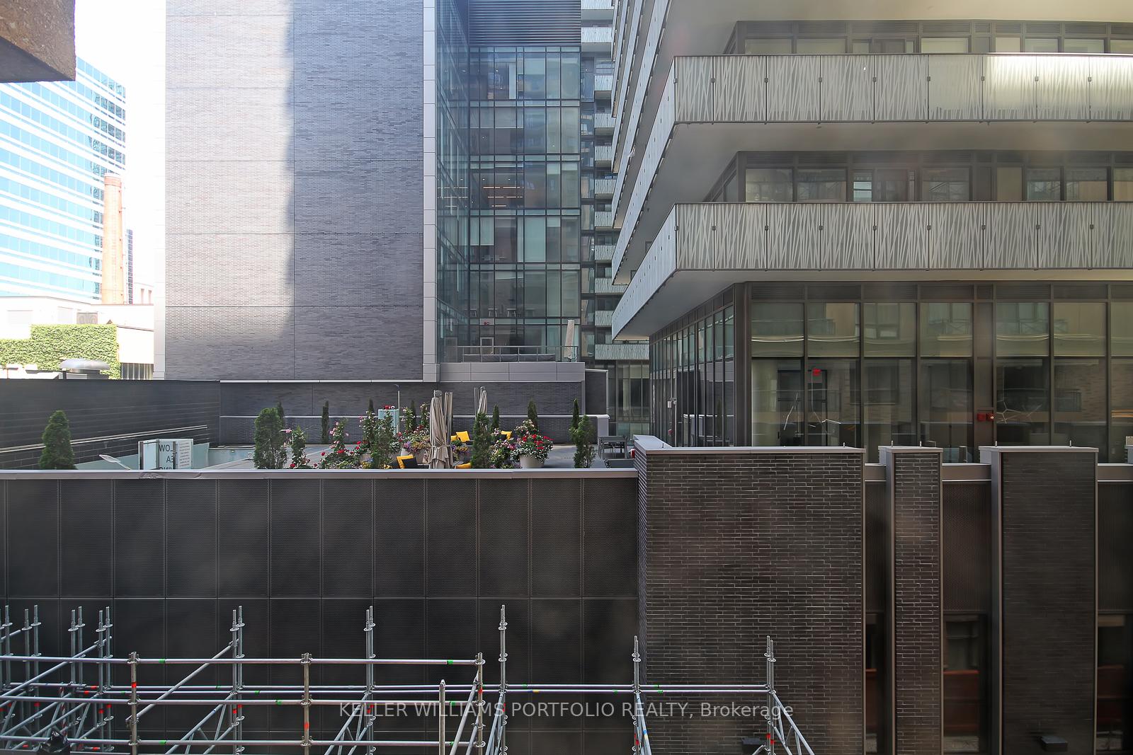 Photo 14 of Unit 413, 35 Hayden Street, Toronto, Church-Yonge Corridor — HOMEH