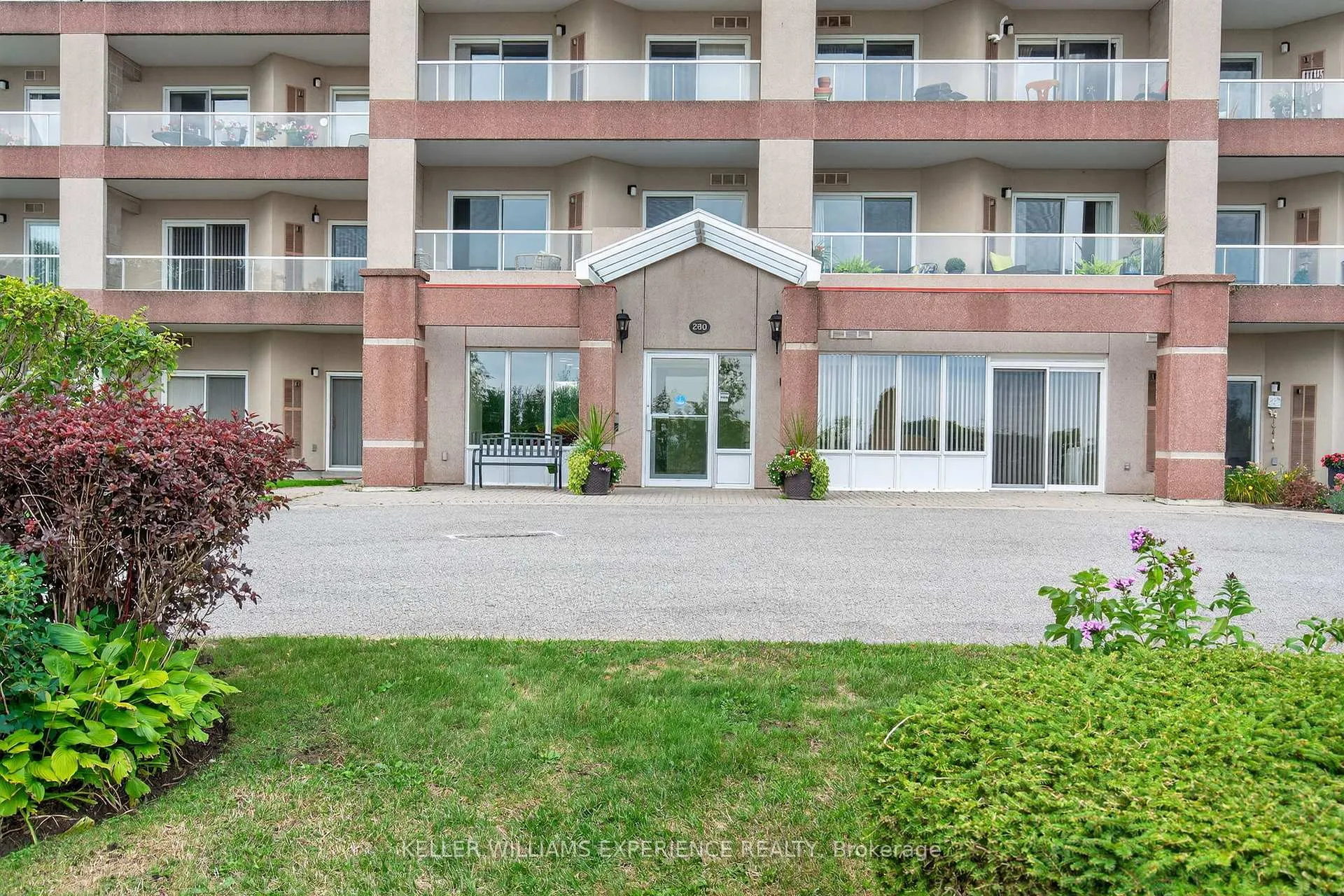 Photo 2 of Unit 111, 280 Aberdeen Boulevard, Midland — HOMEH