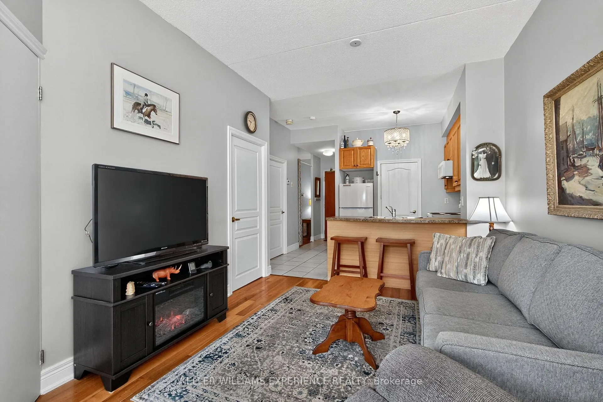 Photo 10 of Unit 111, 280 Aberdeen Boulevard, Midland — HOMEH