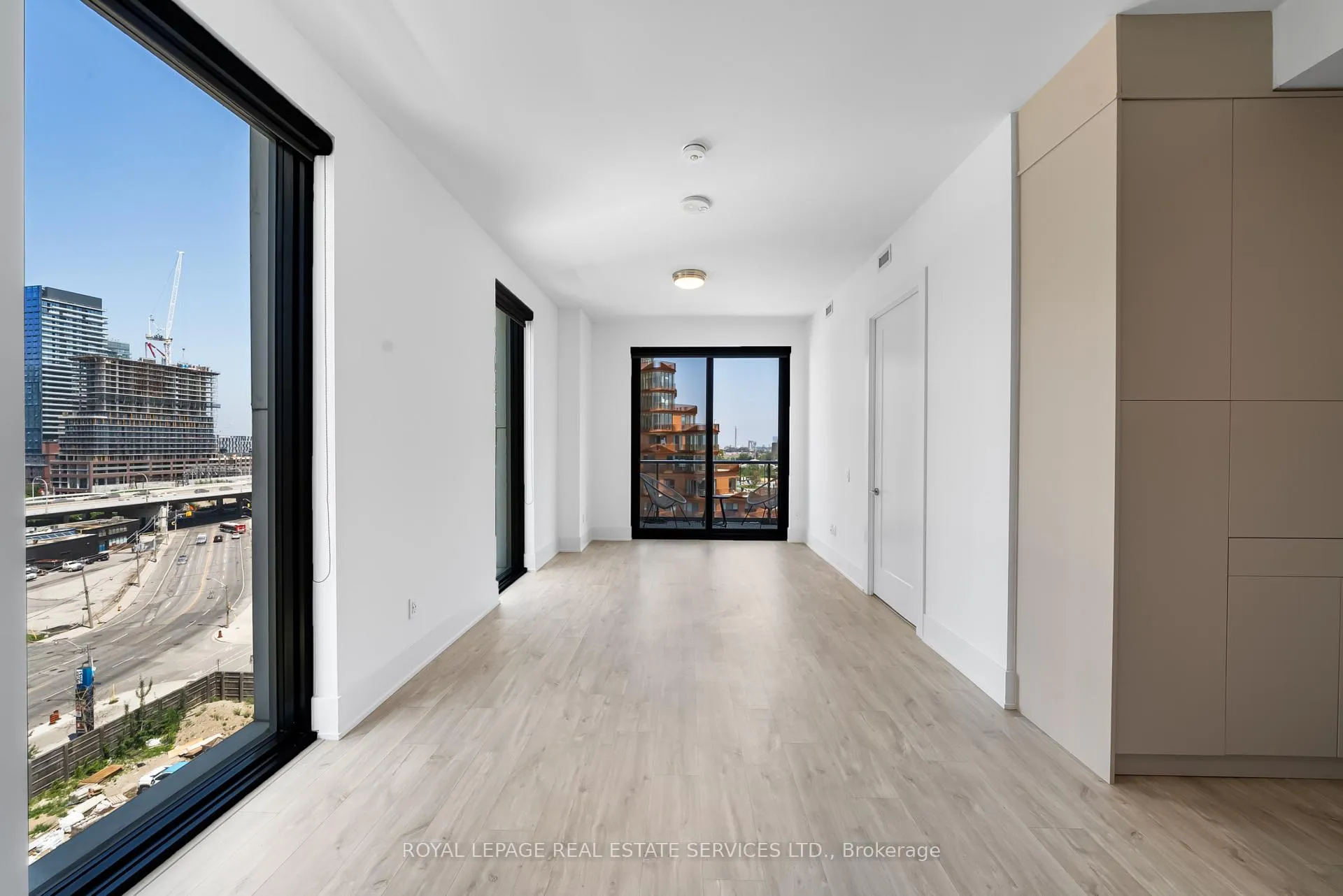 Photo 3 of Unit 922, 118 Merchants' Wharf, Toronto, Waterfront Communities — HOMEH