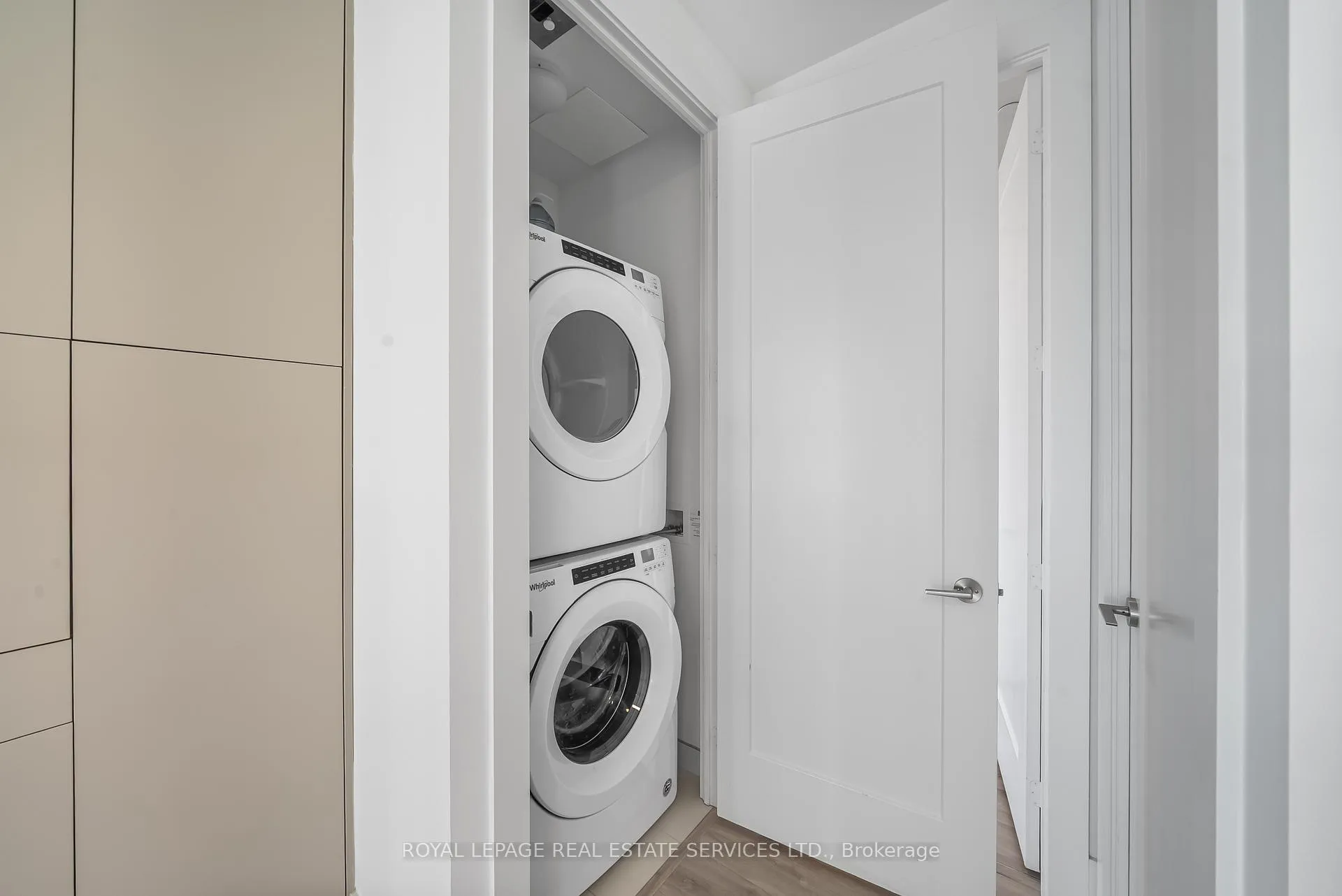 Photo 13 of Unit 922, 118 Merchants' Wharf, Toronto, Waterfront Communities — HOMEH
