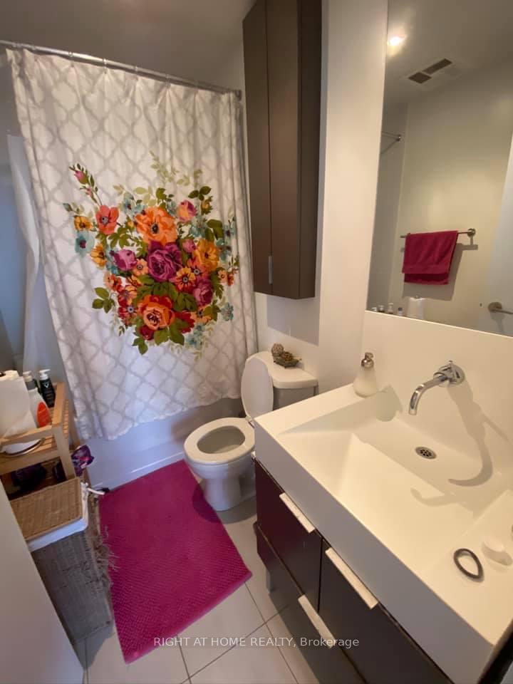 Photo 7 of Unit 2301, 110 Charles Street E, Toronto, Church-Yonge Corridor — HOMEH