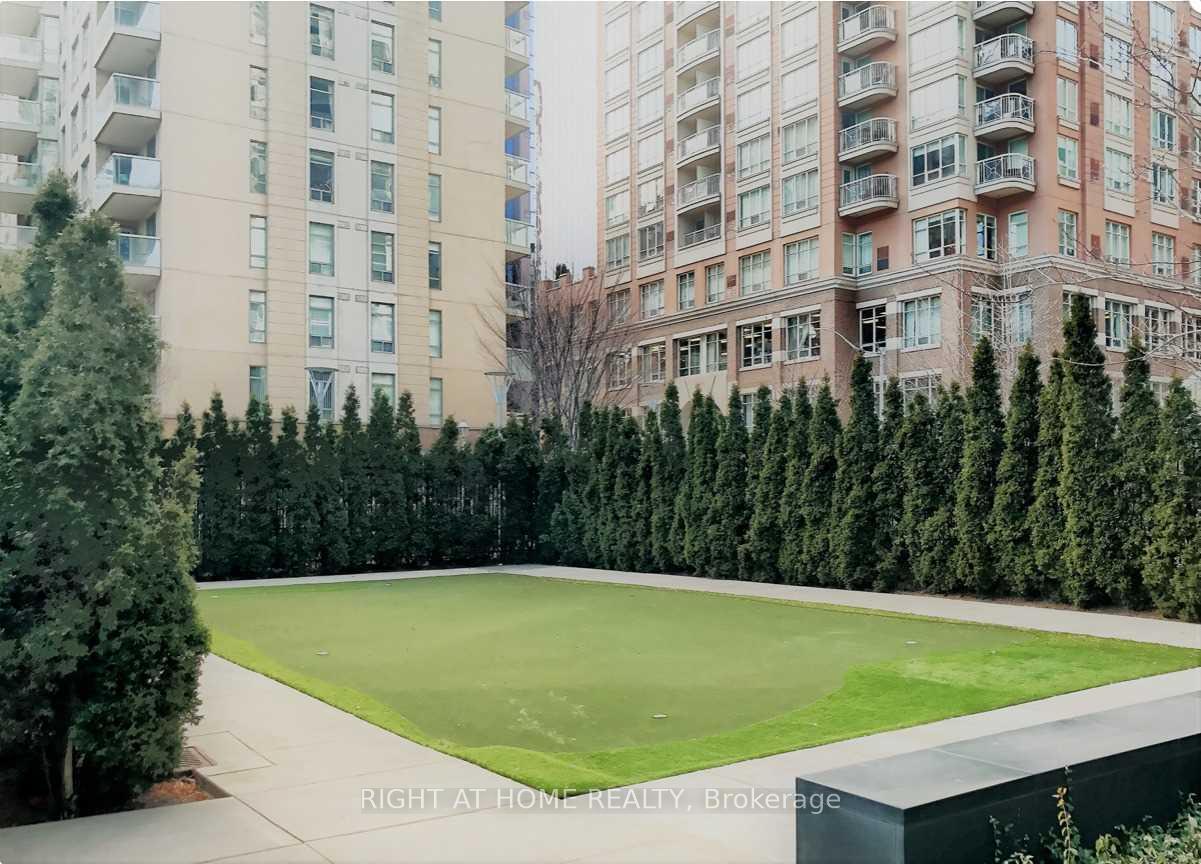Photo 12 of Unit 2301, 110 Charles Street E, Toronto, Church-Yonge Corridor — HOMEH