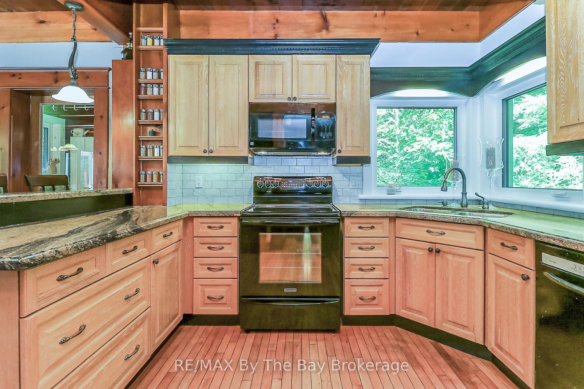 Photo 17 of 5262 Conc 2 Sunnidale, Clearview, Rural Clearview — HOMEH