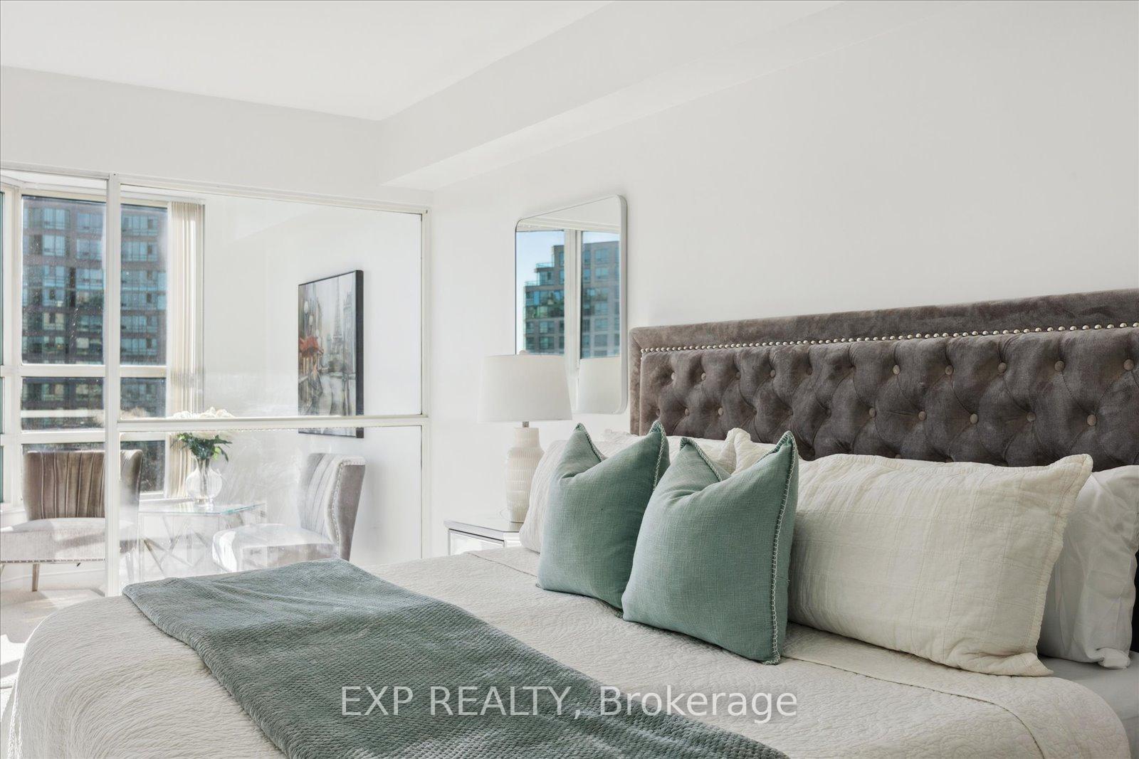 Photo 14 of Unit 705, 7905 Bayview Avenue, Markham, Aileen-Willowbrook — HOMEH