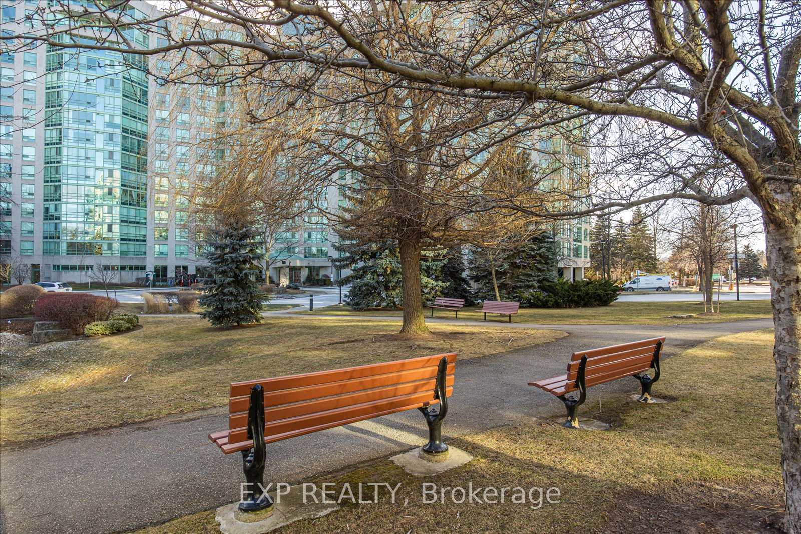 Photo 57 of Unit 705, 7905 Bayview Avenue, Markham, Aileen-Willowbrook — HOMEH