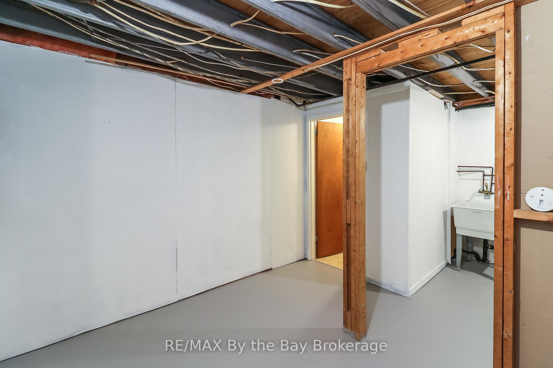 Photo 31 of 602 Tenth Street, Collingwood — HOMEH