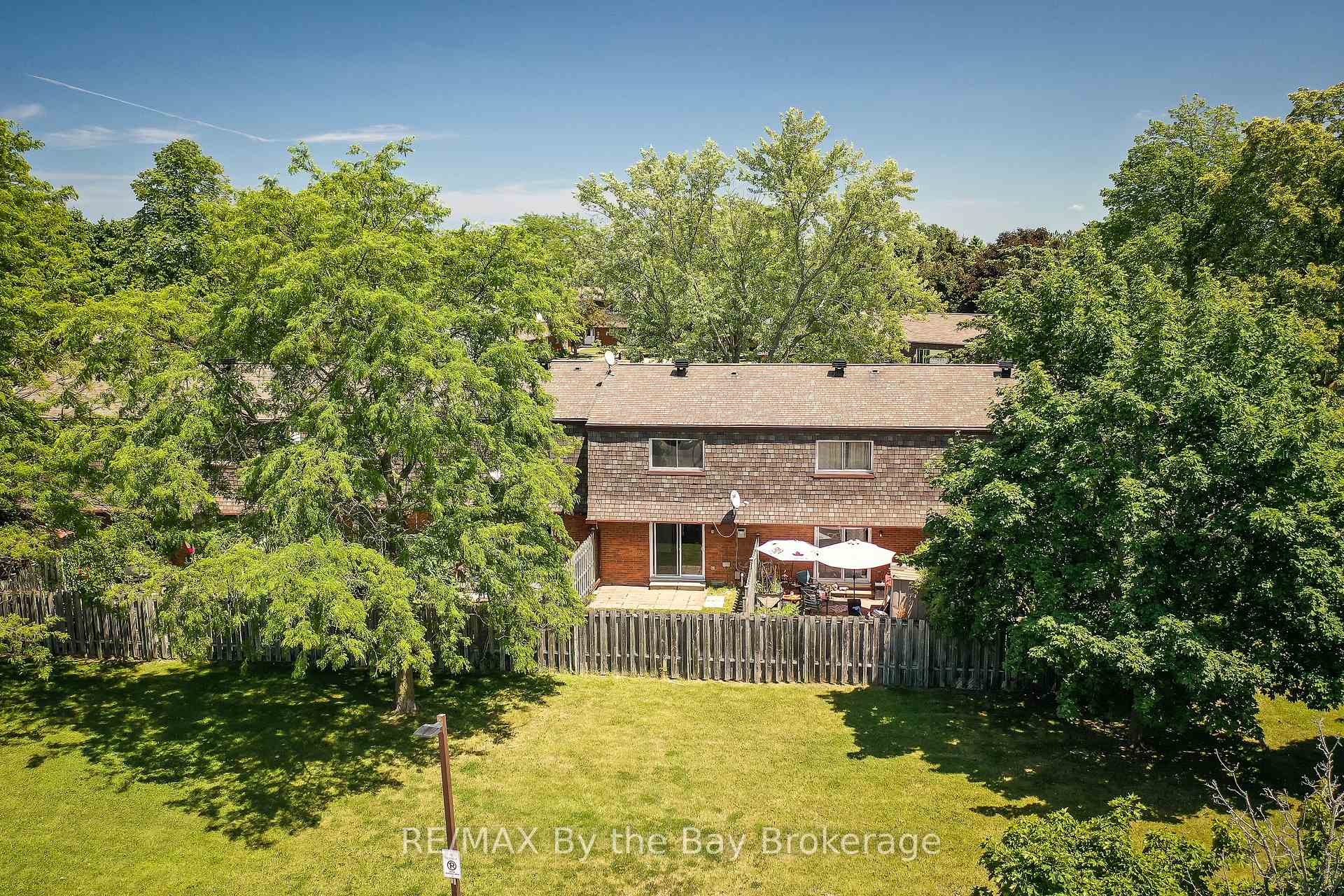 Photo 38 of 602 Tenth Street, Collingwood — HOMEH