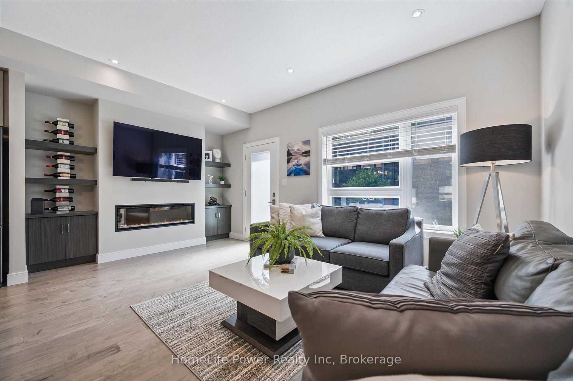 Photo 7 of Unit 106, 60 Arkell Road, Guelph, Kortright East — HOMEH
