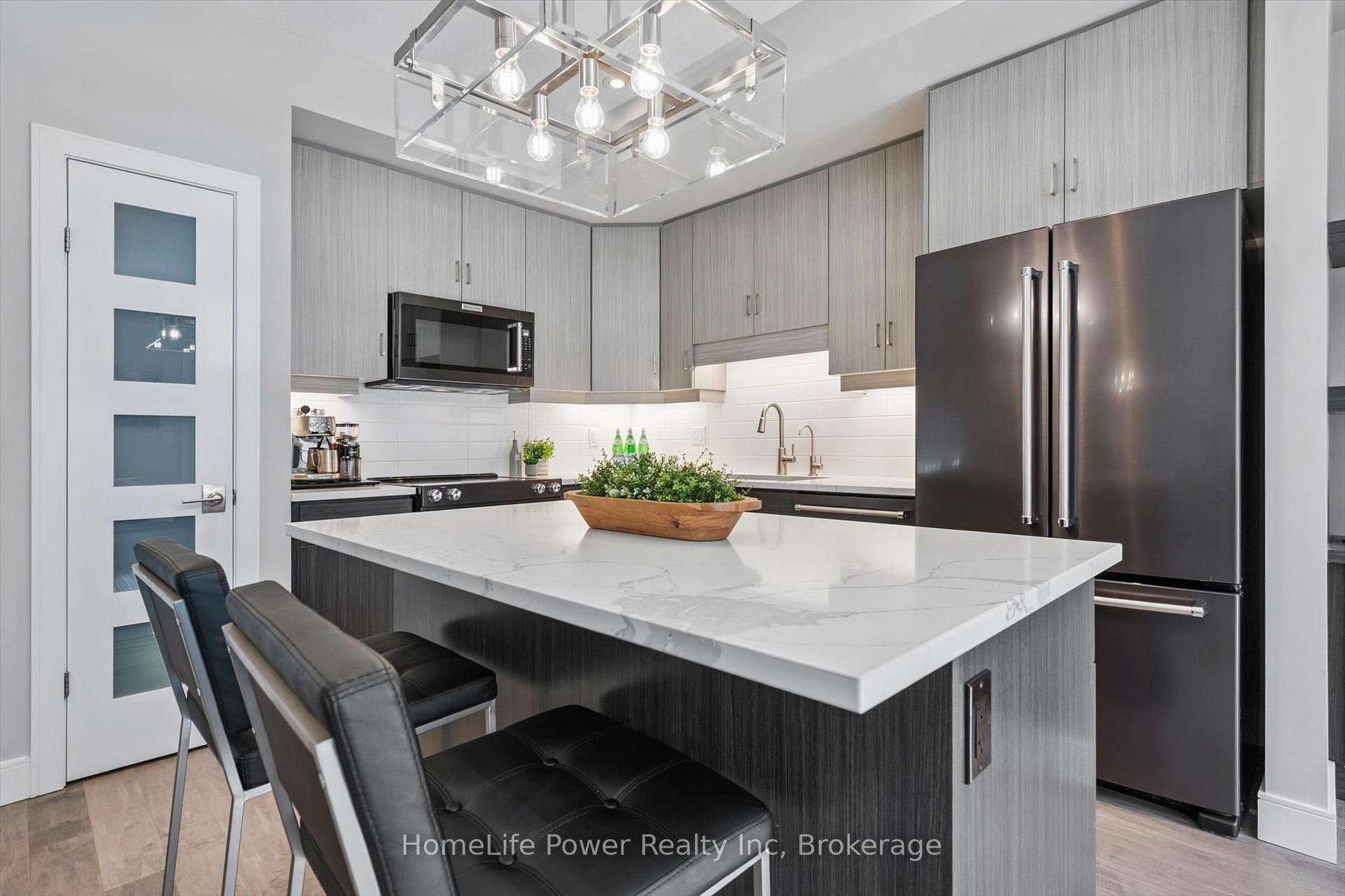 Photo 12 of Unit 106, 60 Arkell Road, Guelph, Kortright East — HOMEH