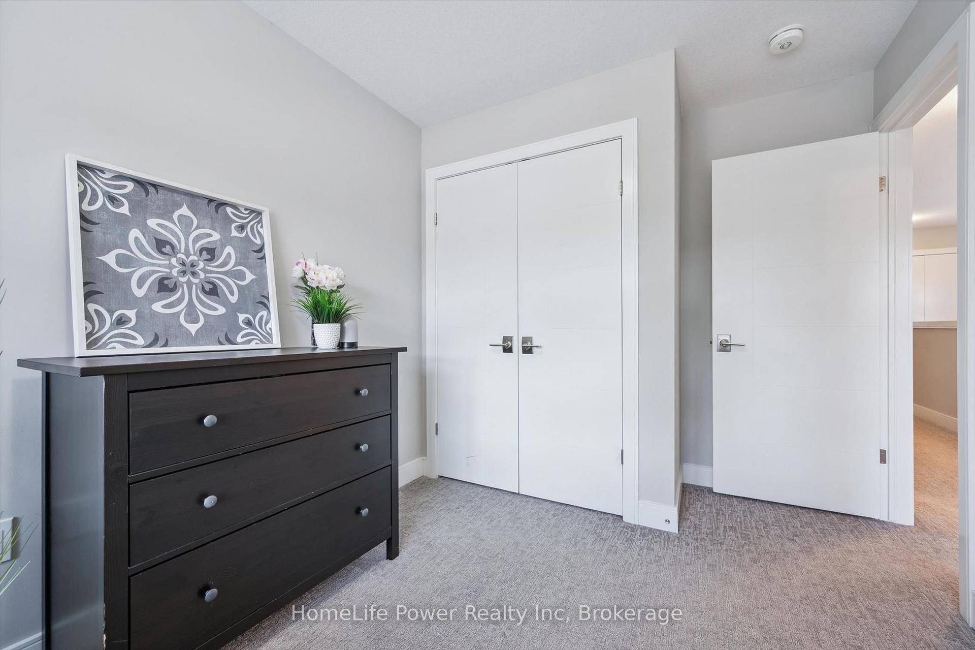 Photo 26 of Unit 106, 60 Arkell Road, Guelph, Kortright East — HOMEH