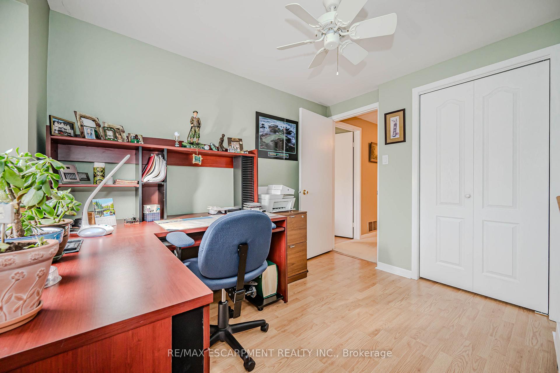 Photo 22 of Unit 61, 3029 Glencrest Road, Burlington, Roseland — HOMEH